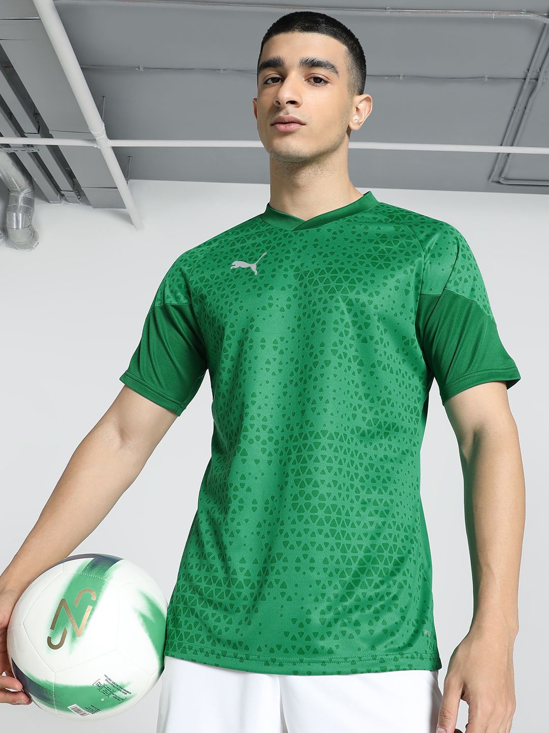 

Puma Men TeamCUP dryCELL Abstract Printed Football Training Jersey, Green