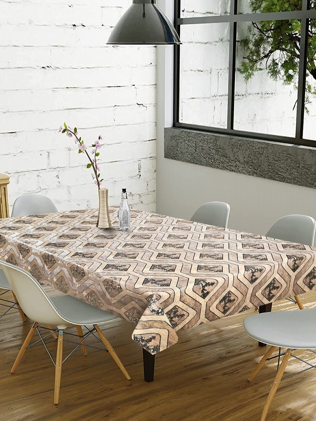 

LooMantha Cream & Brown Floral Waterproof 6-Seater Table Cover