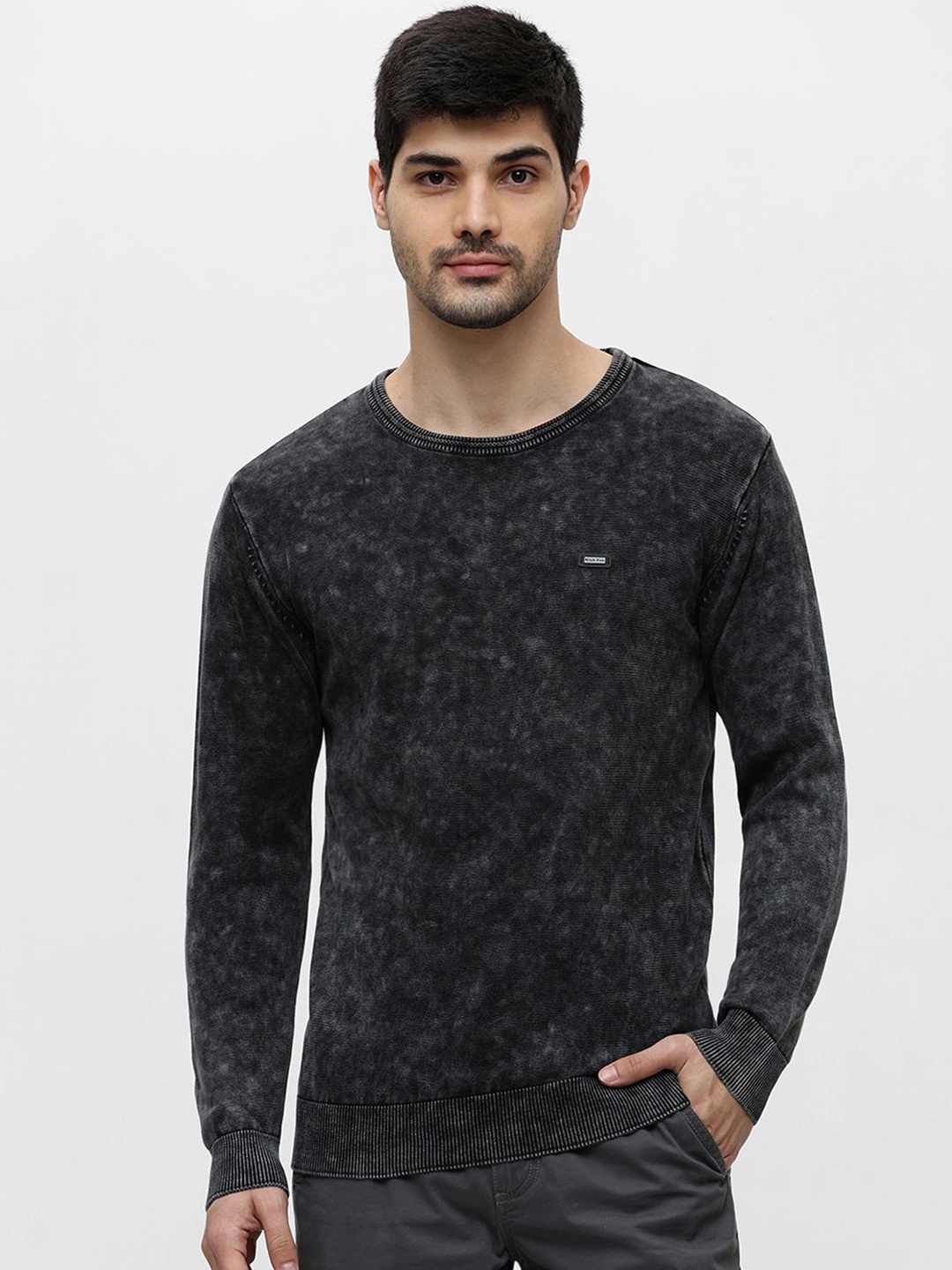

Klub Fox Men Pullover with Fuzzy Detail, Black
