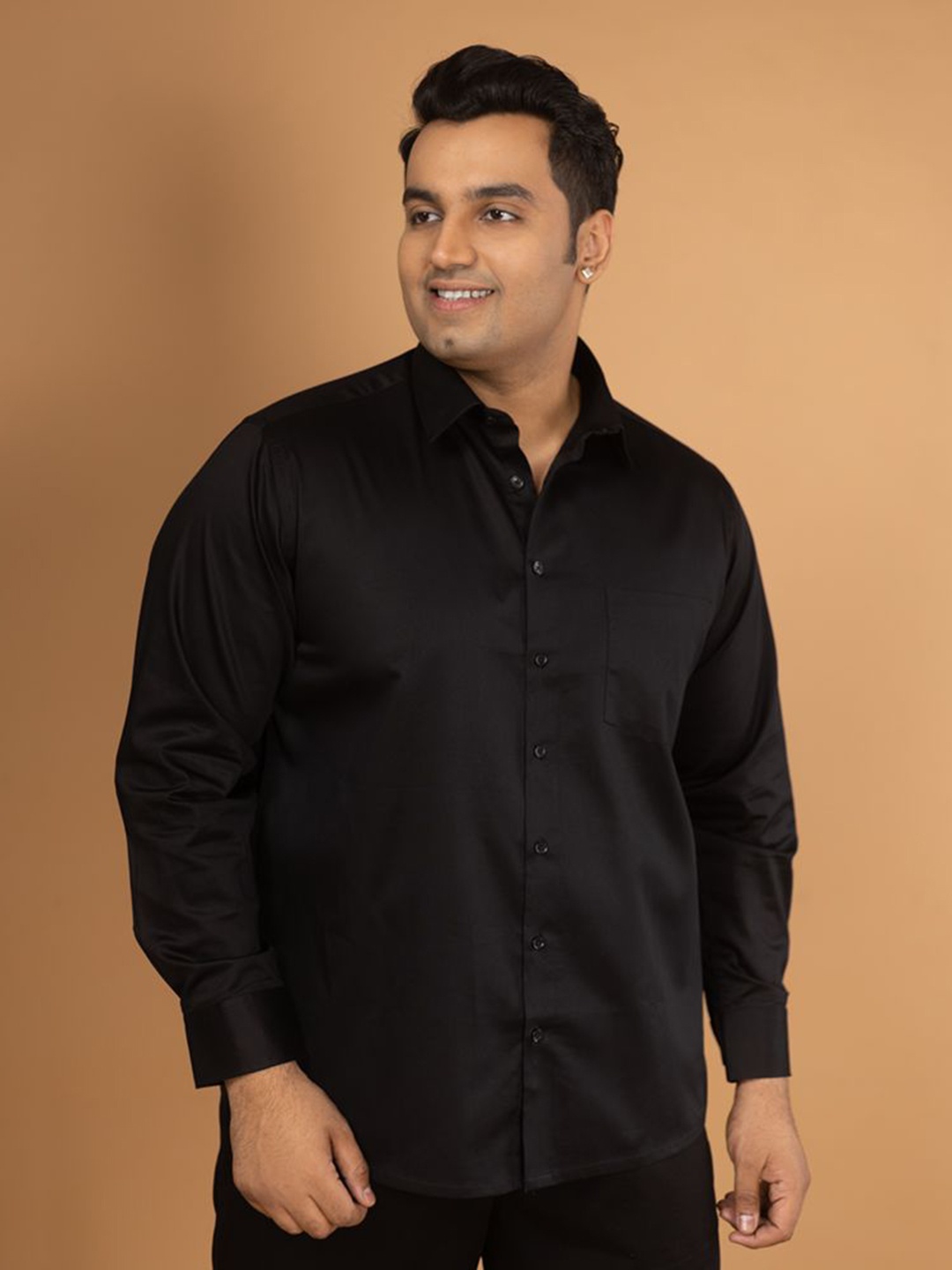 

Sizeupp Men Comfort Spread Collar Solid Cotton Casual Plus Size Shirt, Black