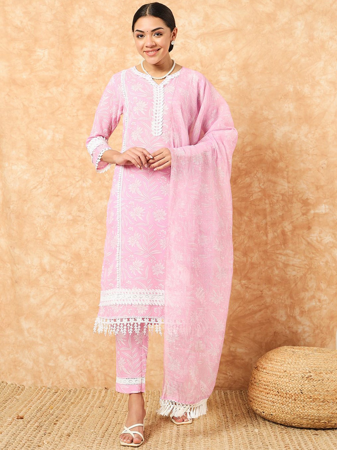 

S.K.C Women Ethnic Motifs Printed Regular Kurta with Trousers & With Dupatta, Pink