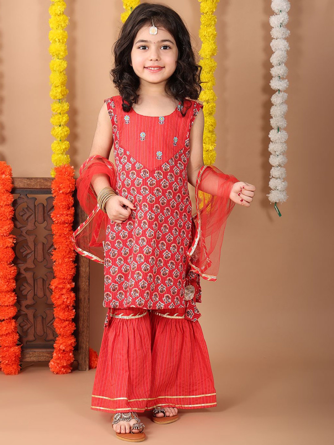 

Here&Now X Kinder Kids Girls Pure Cotton Kurta Set With Dupatta, Red