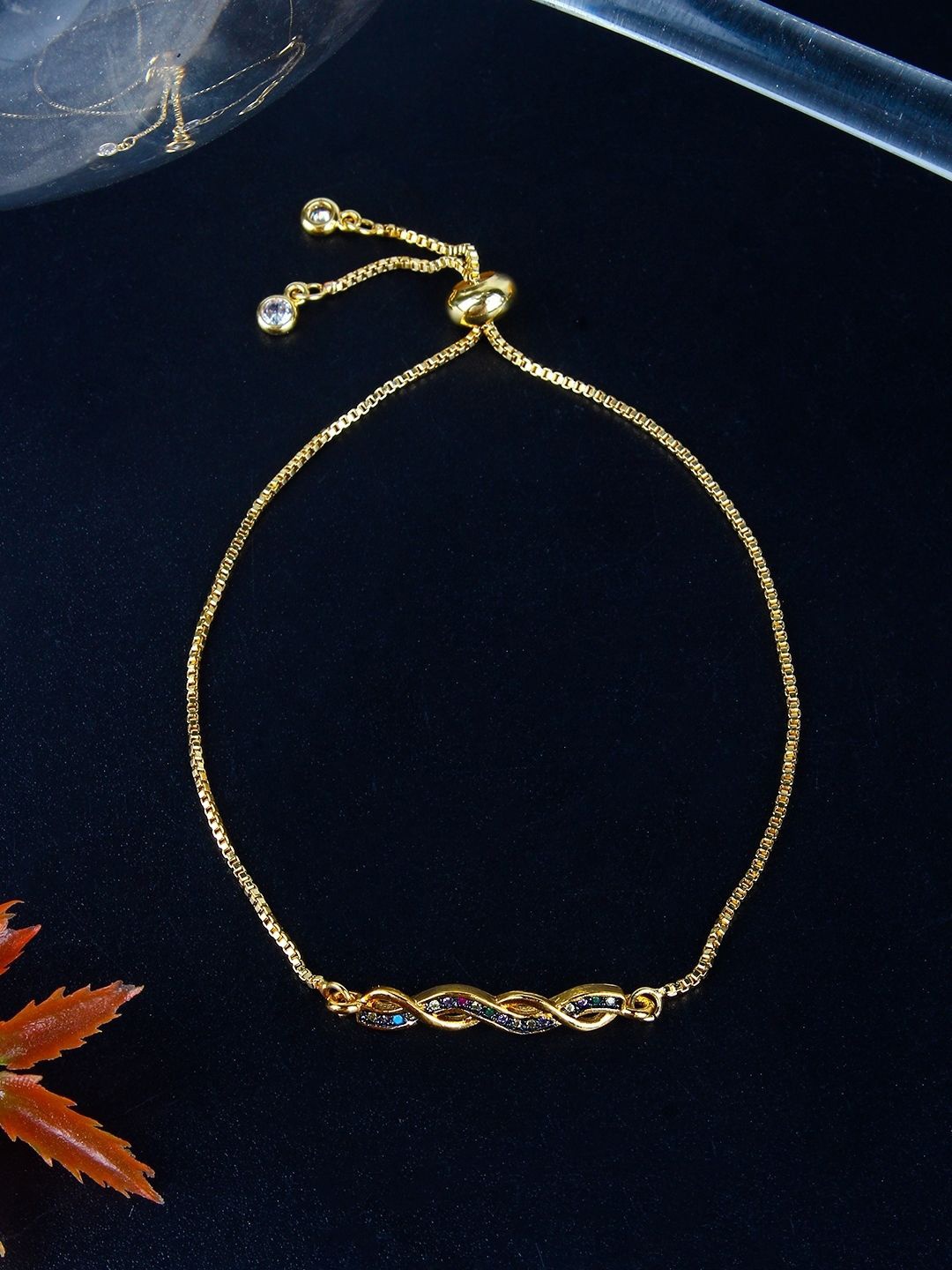 

KPOP Gold-Plated Cubic Zirconia Studded Charm Bracelet