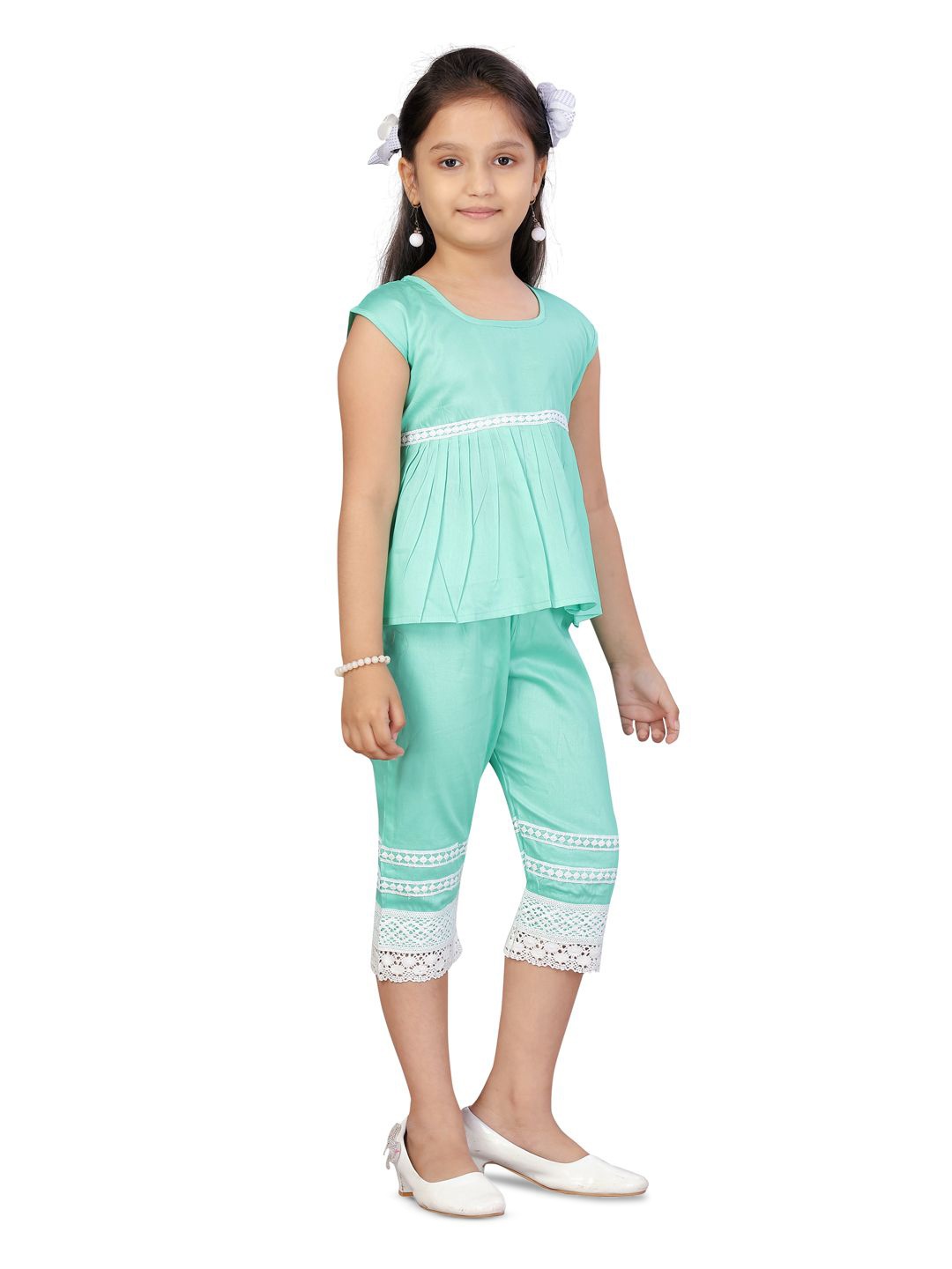 

BAESD Girls Pure Cotton Solid Top & Capris Clothing Set, Green
