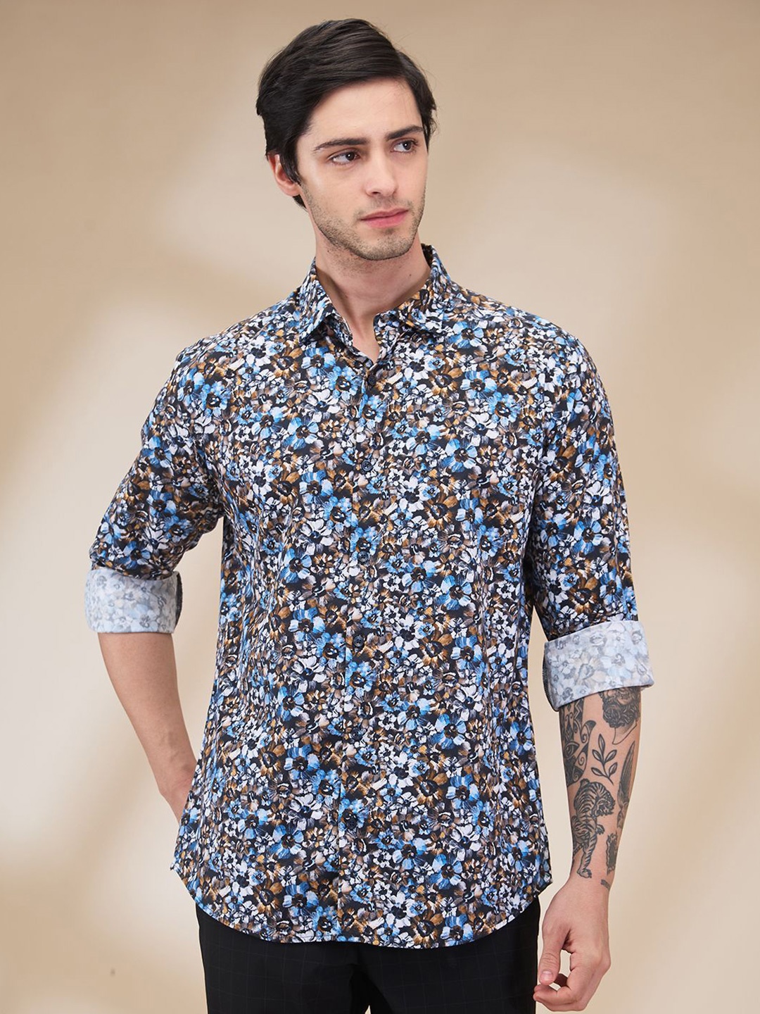 

Park Avenue Men Spread Collar Floral Printed Cotton Slim Fit Casual Shirt, Blue