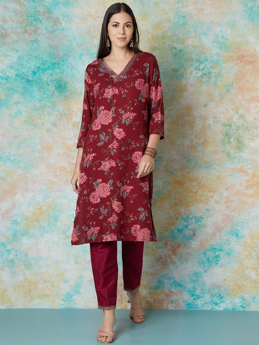 

Melange by Lifestyle Women Floral Printed Straight Kurta, Red