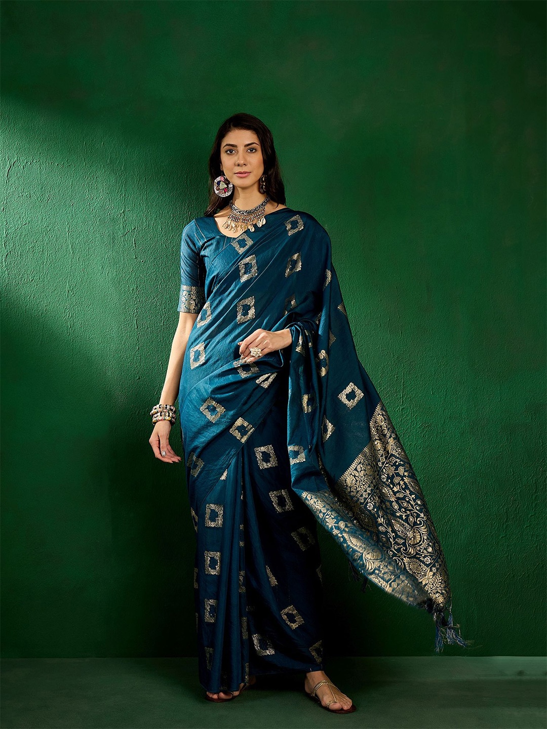 

Maroosh Geometric Woven Design Zari Saree, Teal