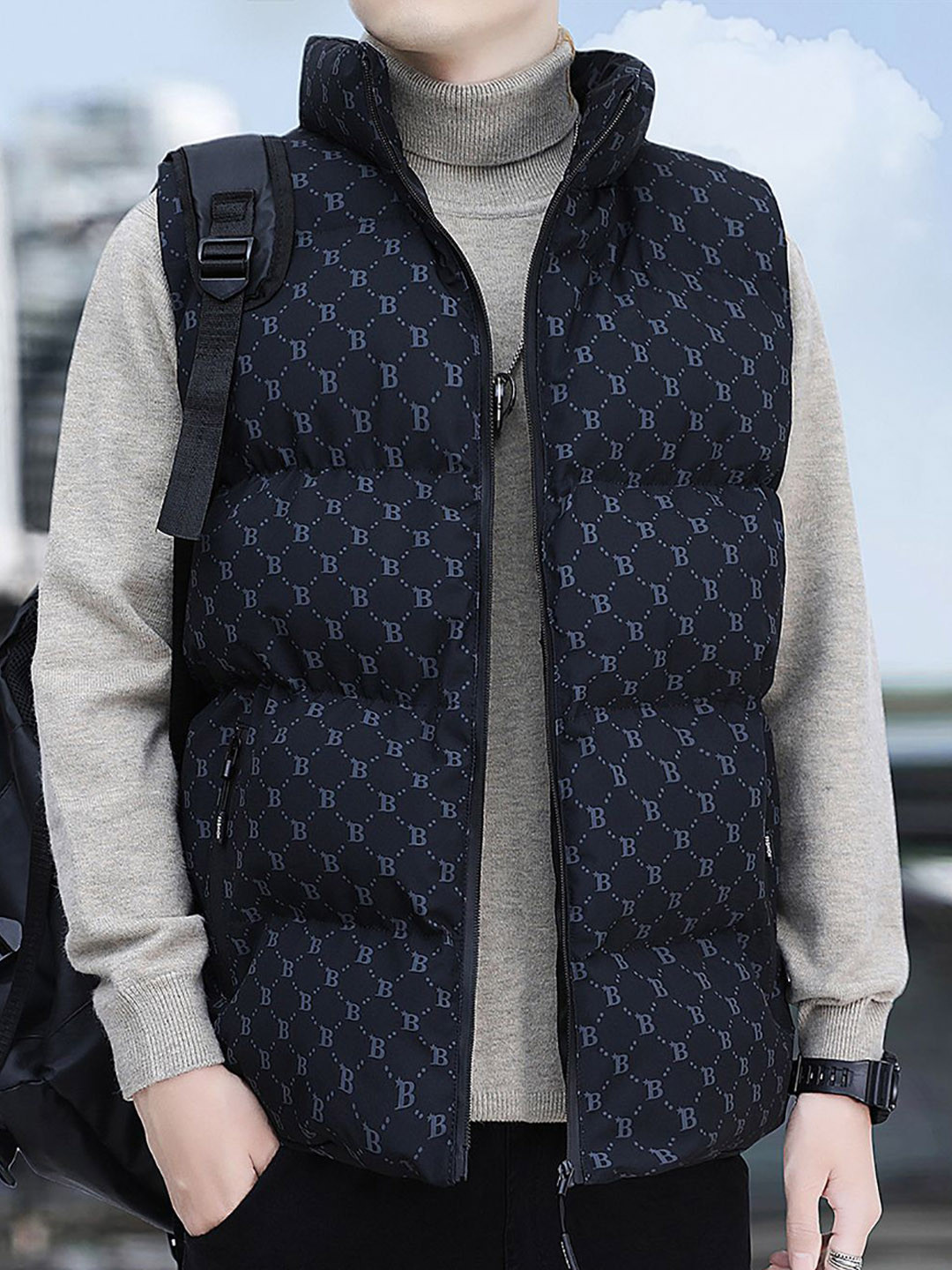 

StyleCast x Revolte Men Geometric Printed Padded Jacket, Navy blue