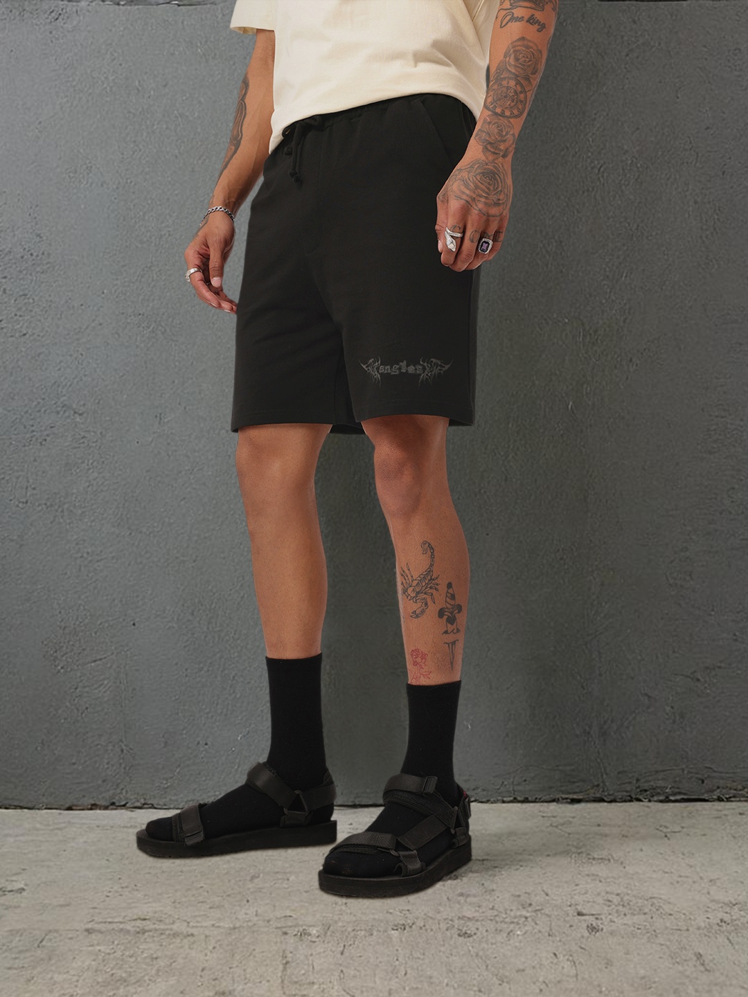 

Kook N Keech Men Street Edge Relaxed Fit Shorts, Black