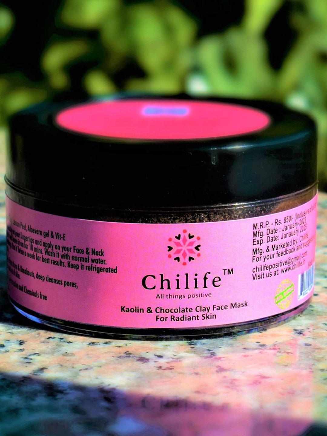 

Chilife Kaolin & Chocolate Clay Face Mask With Lemon Peel & Aloevera - 50 g, Grey