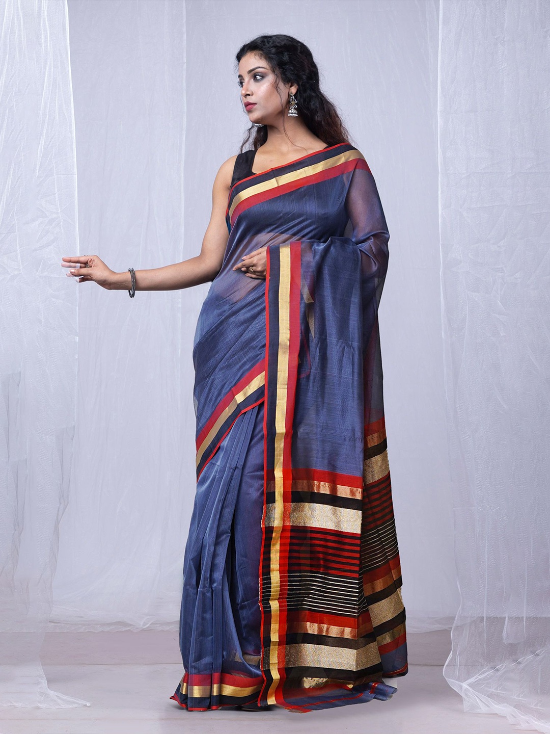 

Unnati Silks Handloom Maheshwari Saree, Grey