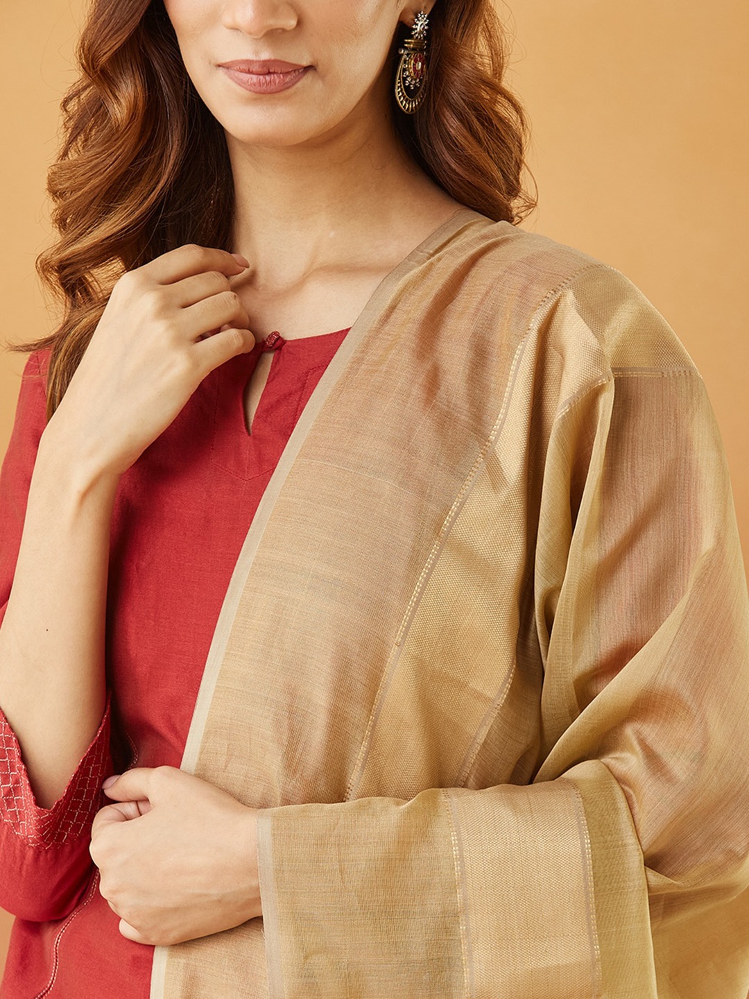 

Fabindia Cotton Silk Blend Maheshwari Dupatta, Beige