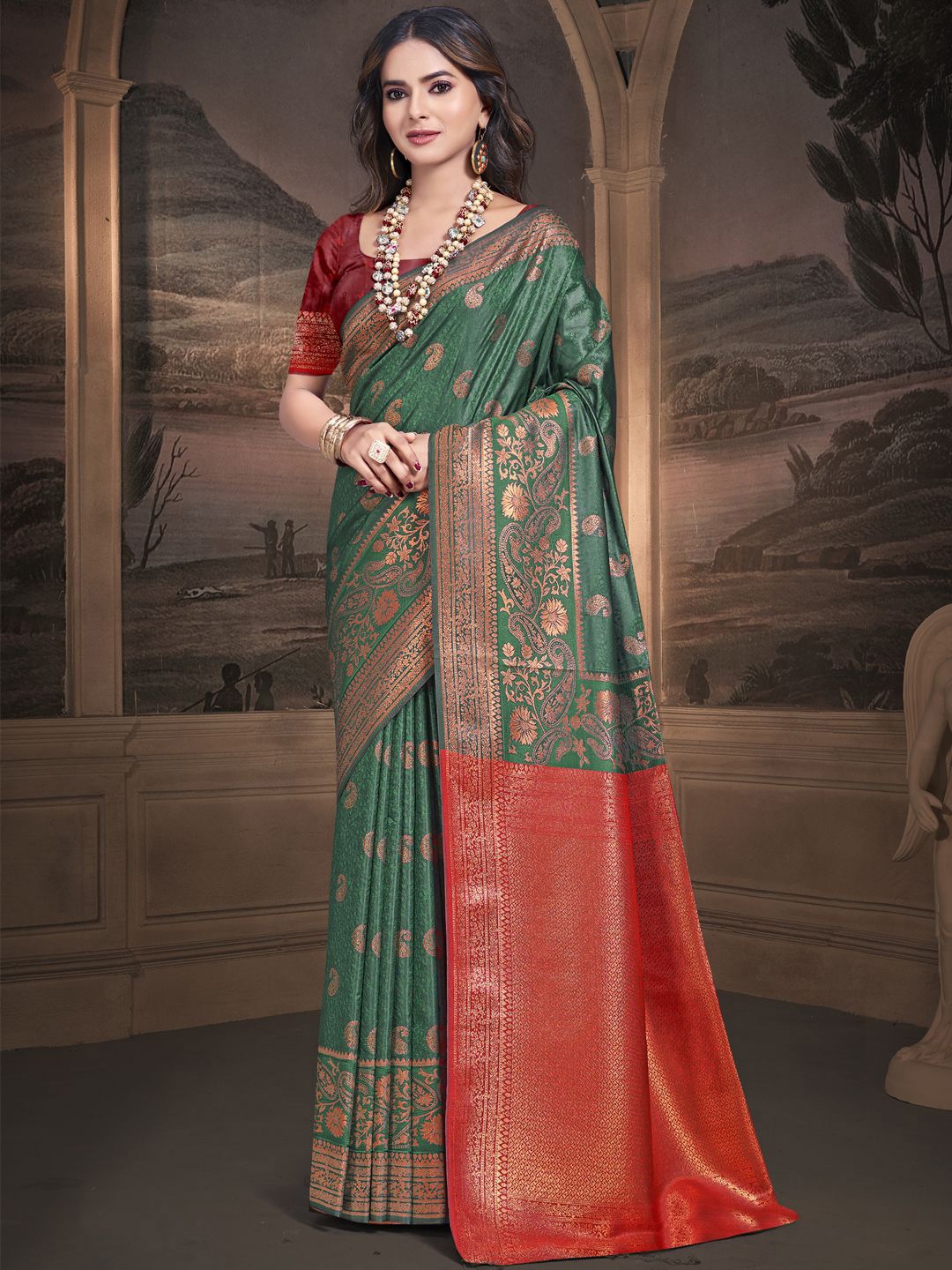 

SANGAM PRINTS Woven Design Zari Tussar Saree, Green