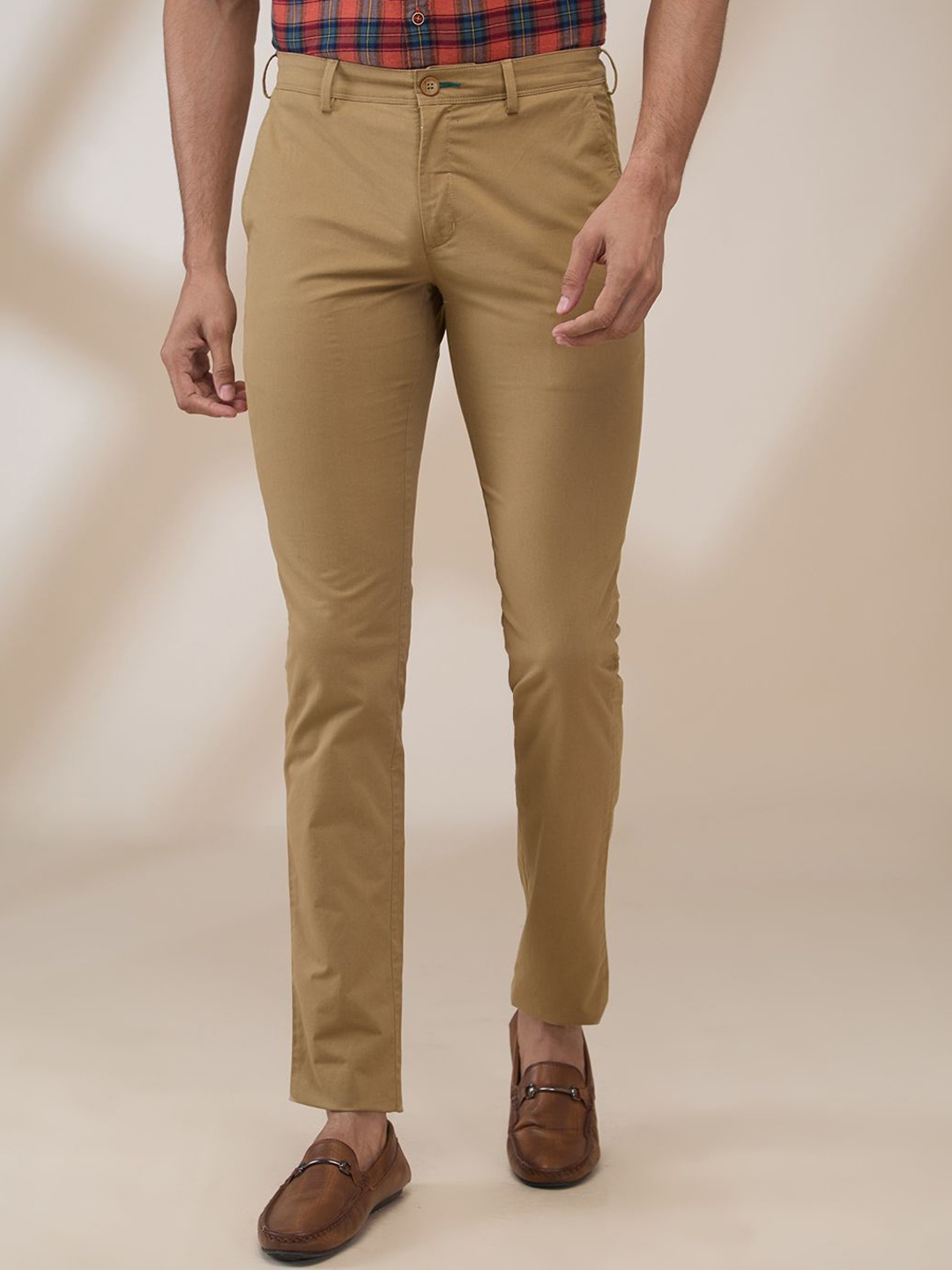 

ColorPlus Men Solid Slim Fit Cotton Trousers, Brown