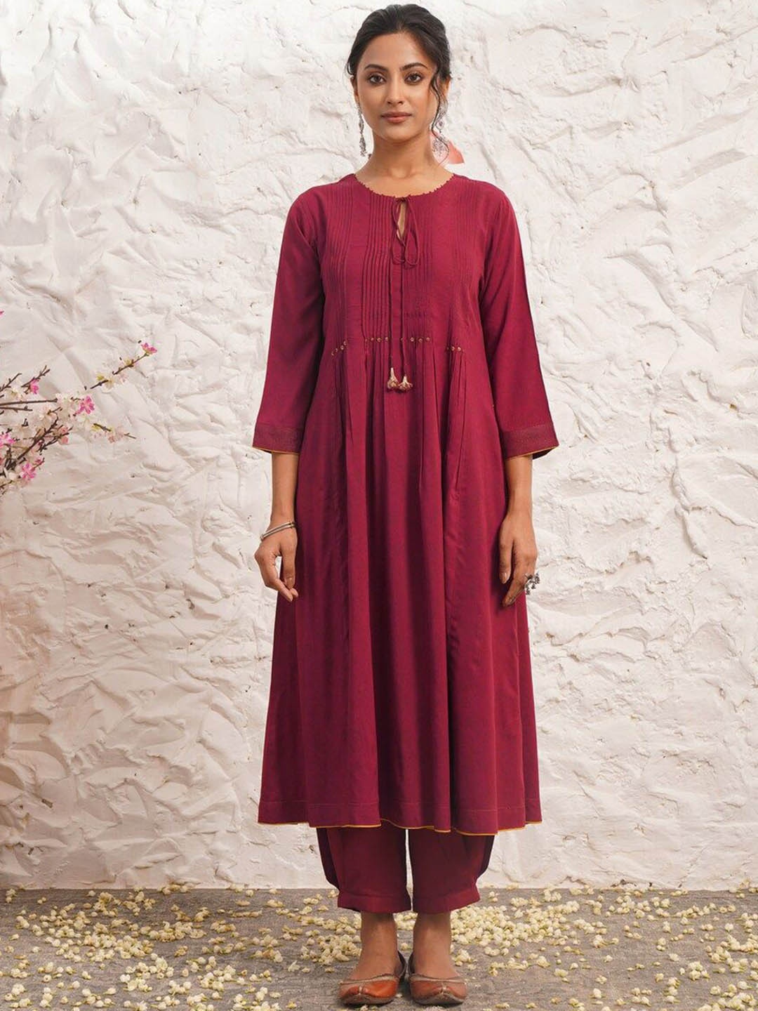 

JAYPORE Tie-Up Neck Three Quarter Sleeves A-Line Kurta Set, Maroon