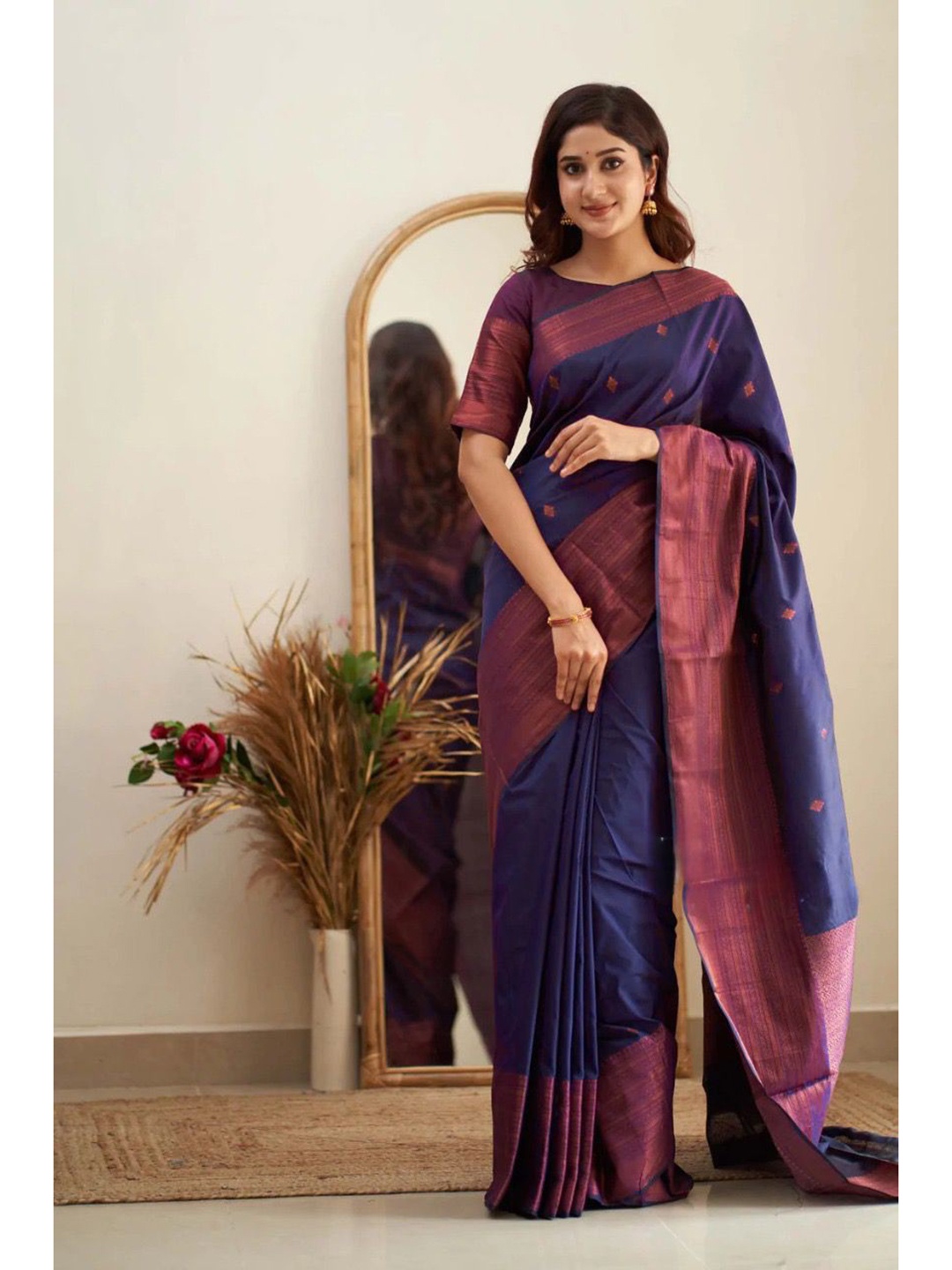 

QENY Woven Design Zari Banarasi Saree, Blue