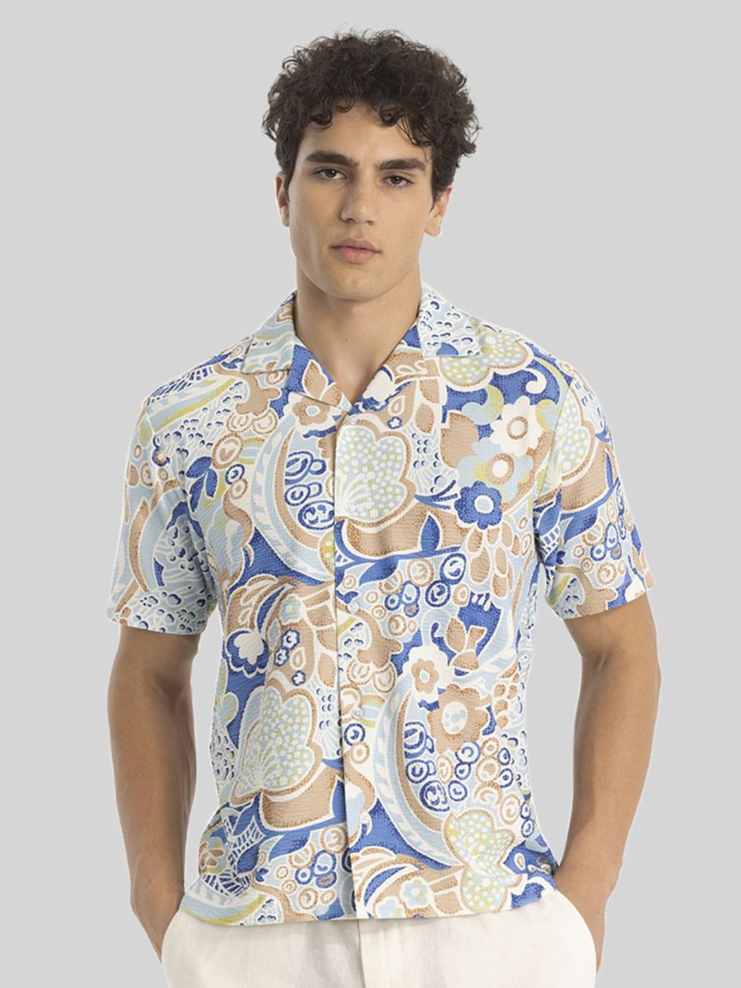 

Snitch Men Relaxed Cuban Collar Floral Printed Boxy Casual Shirt, Blue