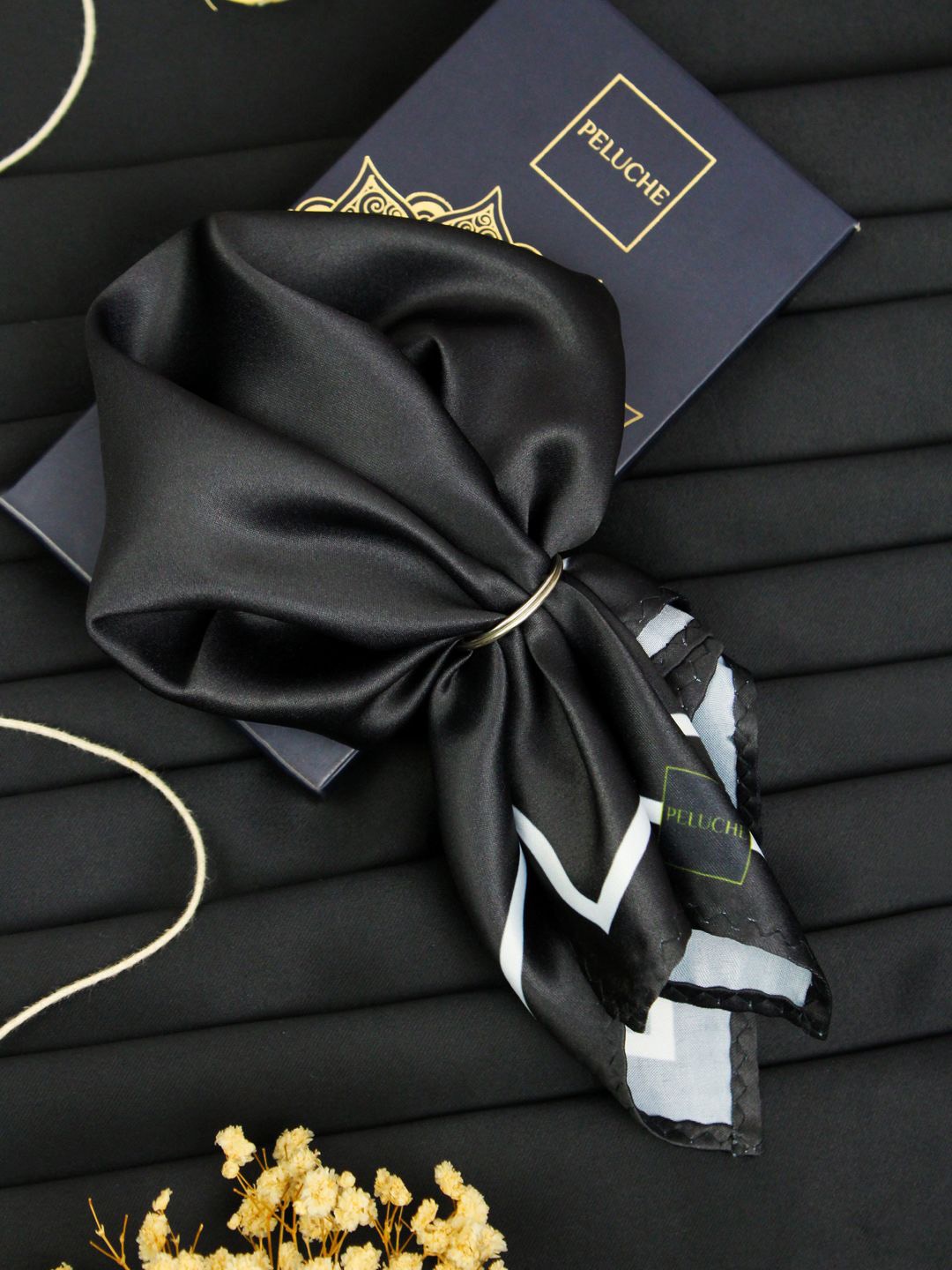 

PELUCHE Solid Pocket Squares, Black