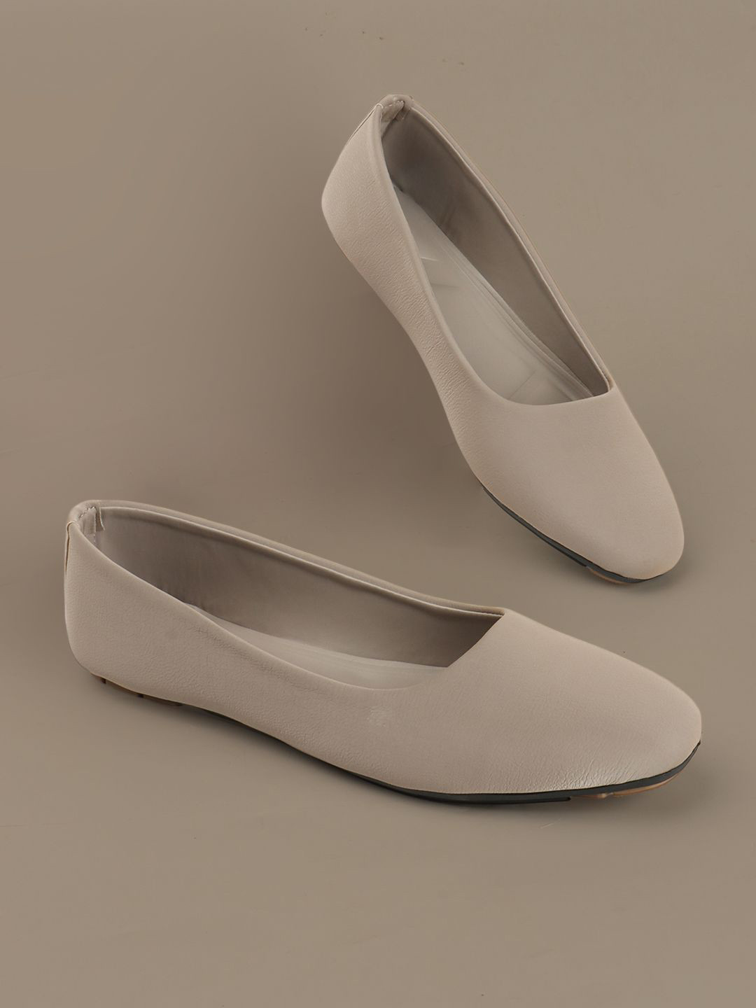 

Lavie Women Solid Slip-On Ballerinas Flats, Beige