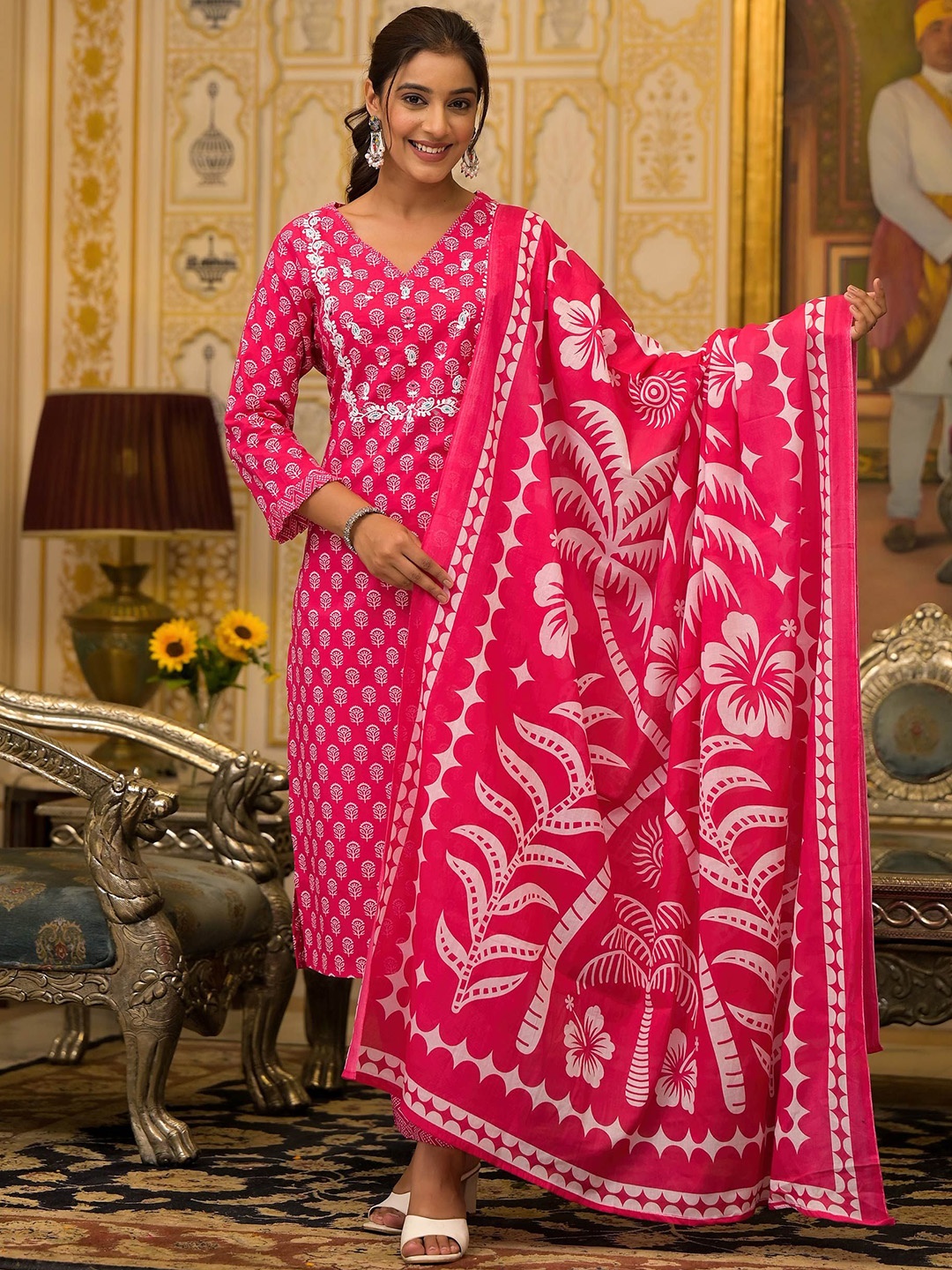 

Benaaz Women Ethnic Motifs Printed Embroidered Pure Cotton Kurta With Trousers & Dupatta, Pink