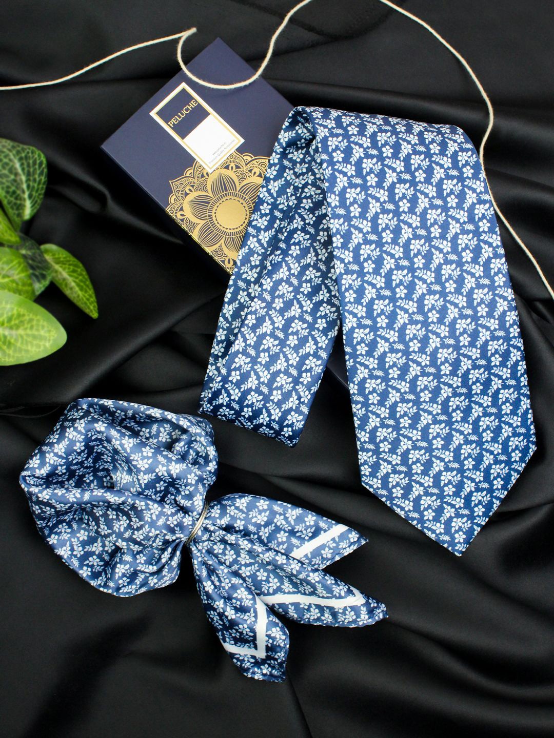 

PELUCHE Men Floral Printed Broad Neck Tie & Pocket Square Accessory Gift Set, Blue