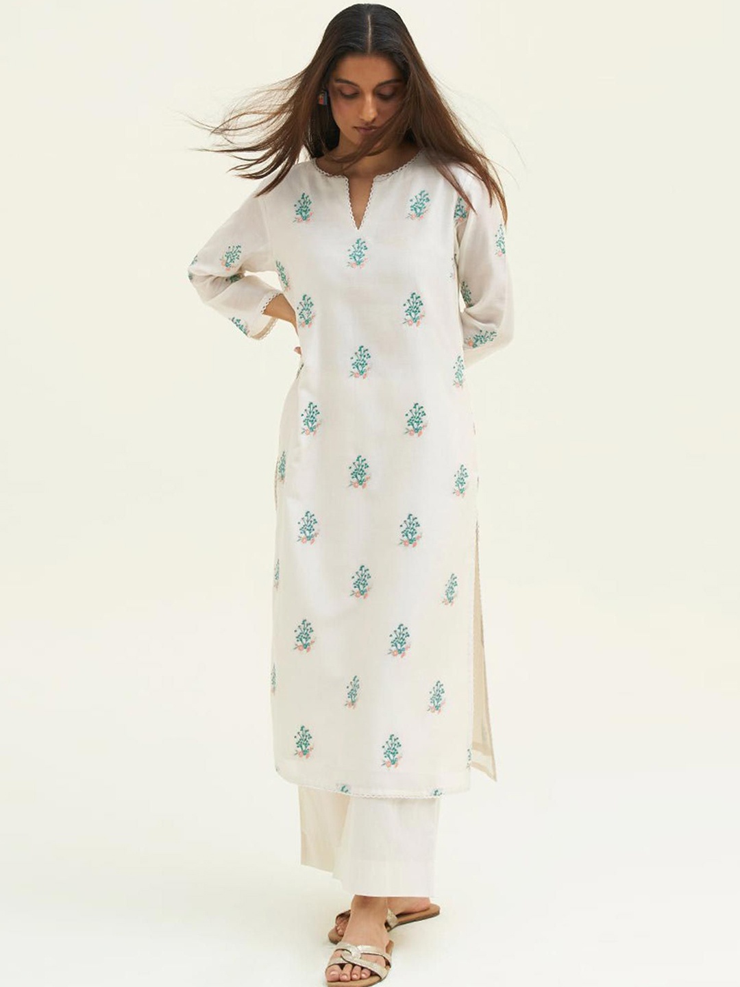 

Ganga Floral Embroidered Pure Cotton Straight Kurta With Palazzos, White