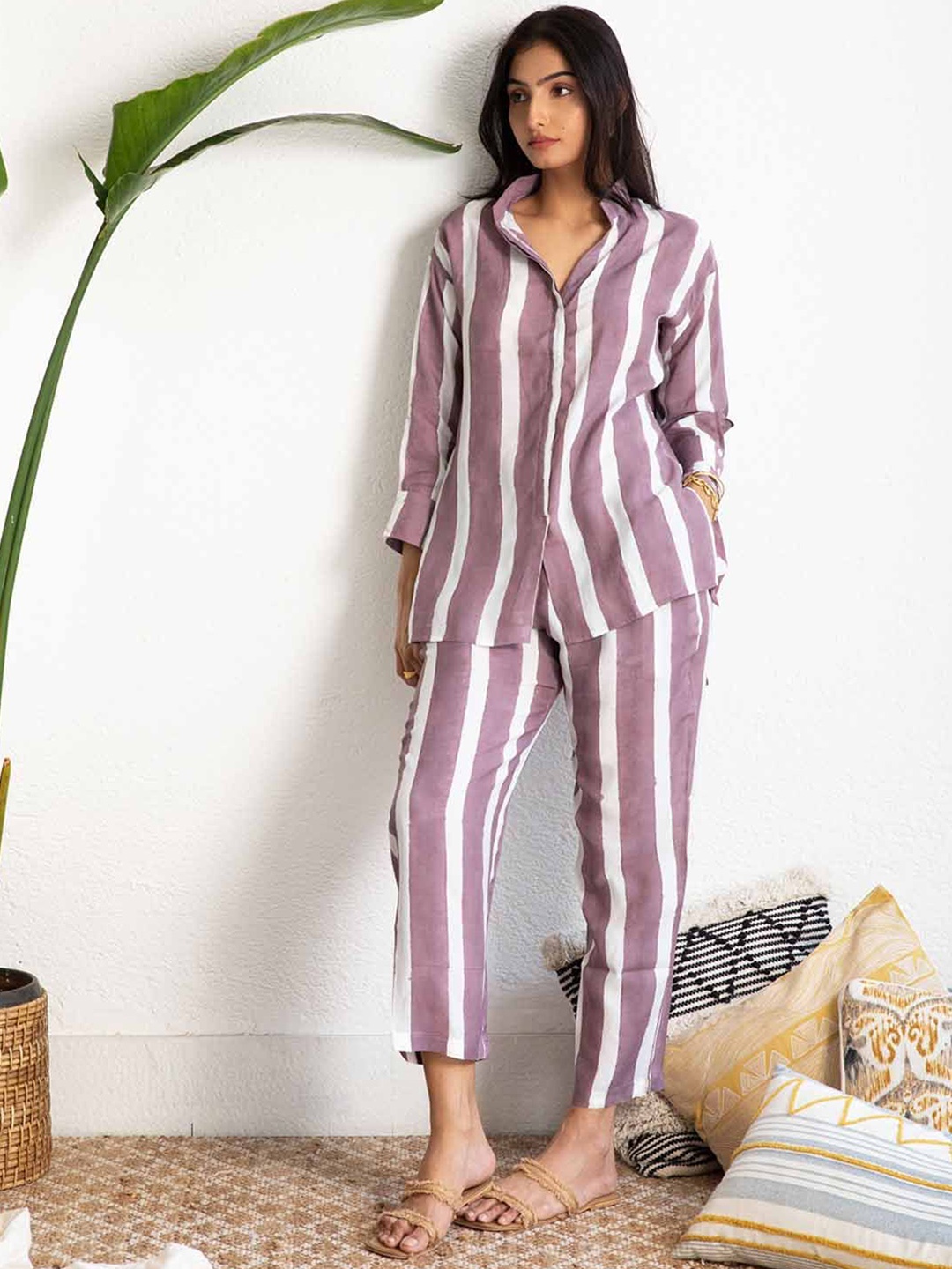 

NIJANAND TEXTILE Women Printed Pure Cotton Shirt With Trouser Co -Ords, Purple