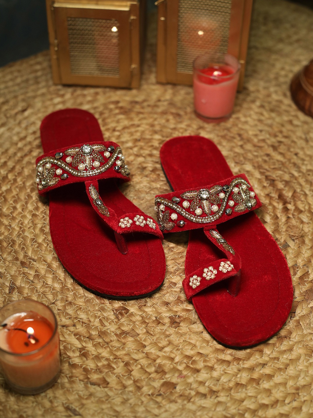 

ALL ABOUT TOE Women One Toe Flats With Ethnic Embellished Detail, Red