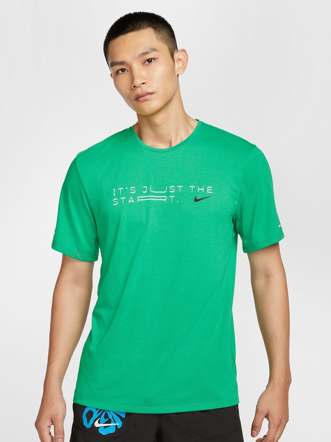 

Nike Rise 365 "Kipchoge" Men's Dri-FIT Short-Sleeve Running Top, Green