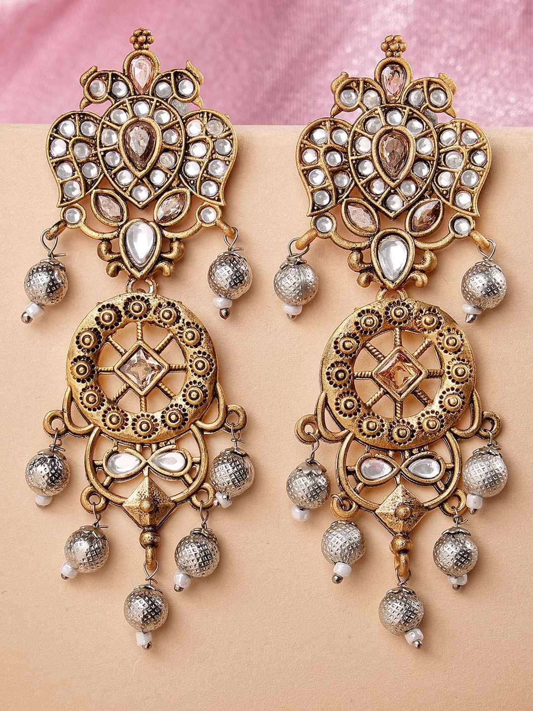 

KARATCART Gold-Plated Contemporary Kundan Stoned Drop Earrings