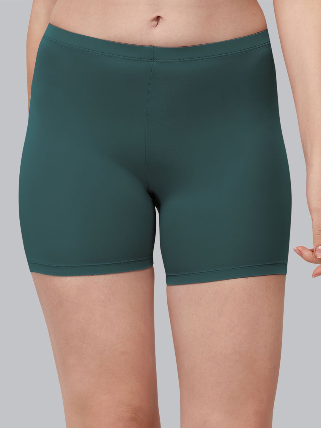 

Soie Women Cycling Sports Shorts, Green