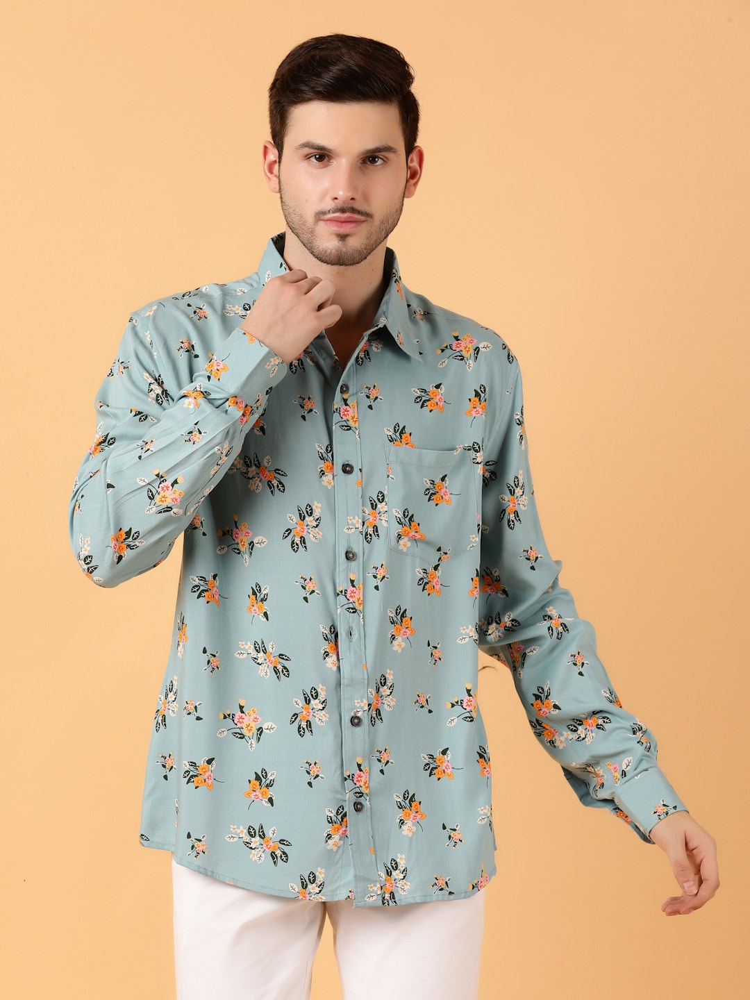 

Kotty Men Relaxed Spread Collar Graphic Printed Cotton Casual Shirt, Green