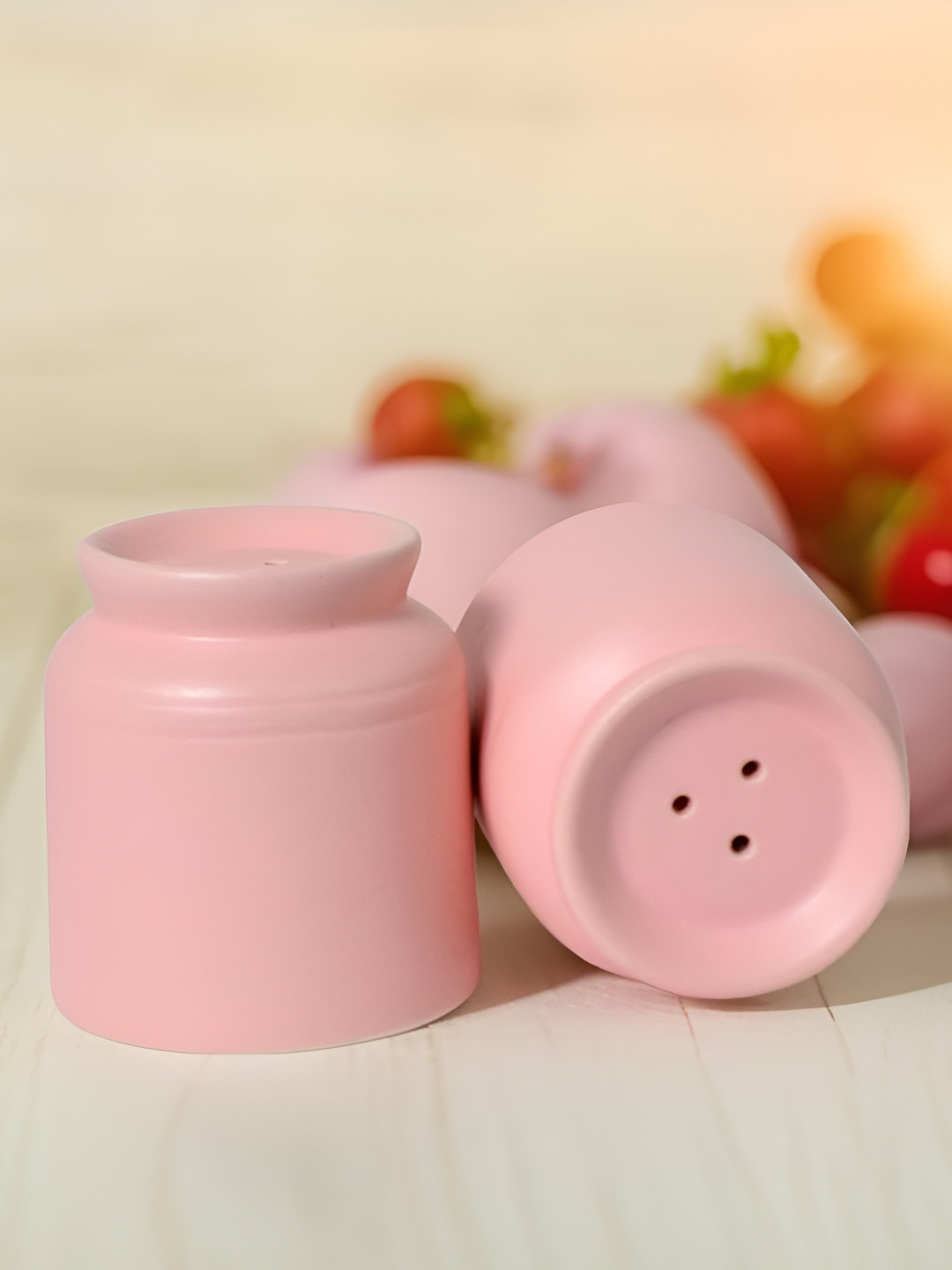

The Decor Lane Pink Ceramic Salt and Pepper Shakers