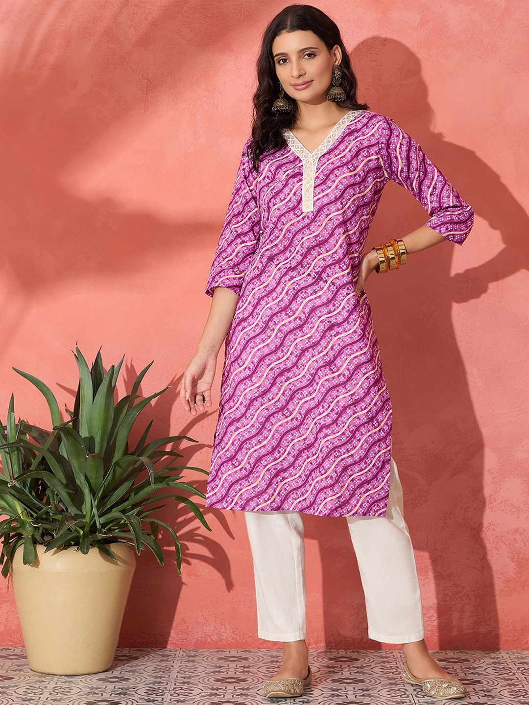 

Sangria Printed Straight Kurtas, Purple