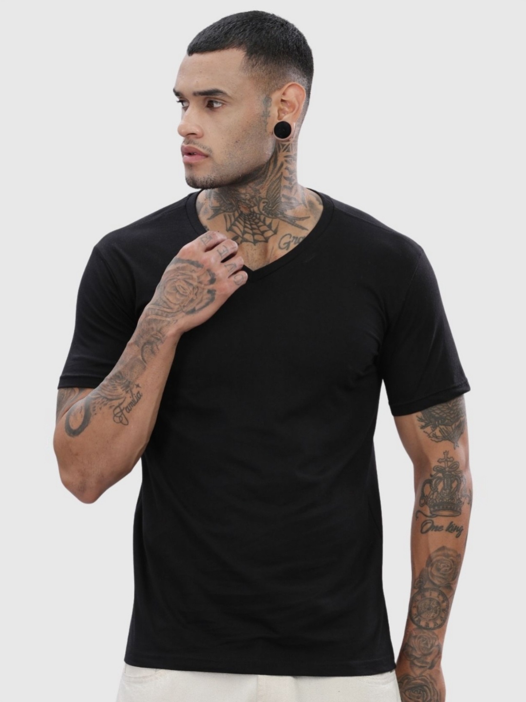 

ADRO Men Solid V-Neck Cotton T-shirt, Black