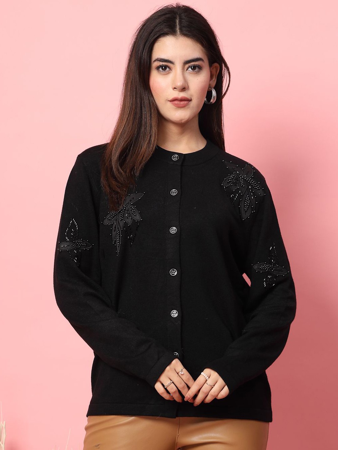 

Mafadeny Women Floral Printed Round Neck Top, Black