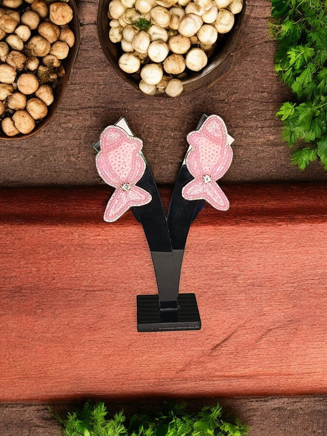 

PRIAANSHA CREATIONS Rhinestone Beaded Contemporary Studs, Pink