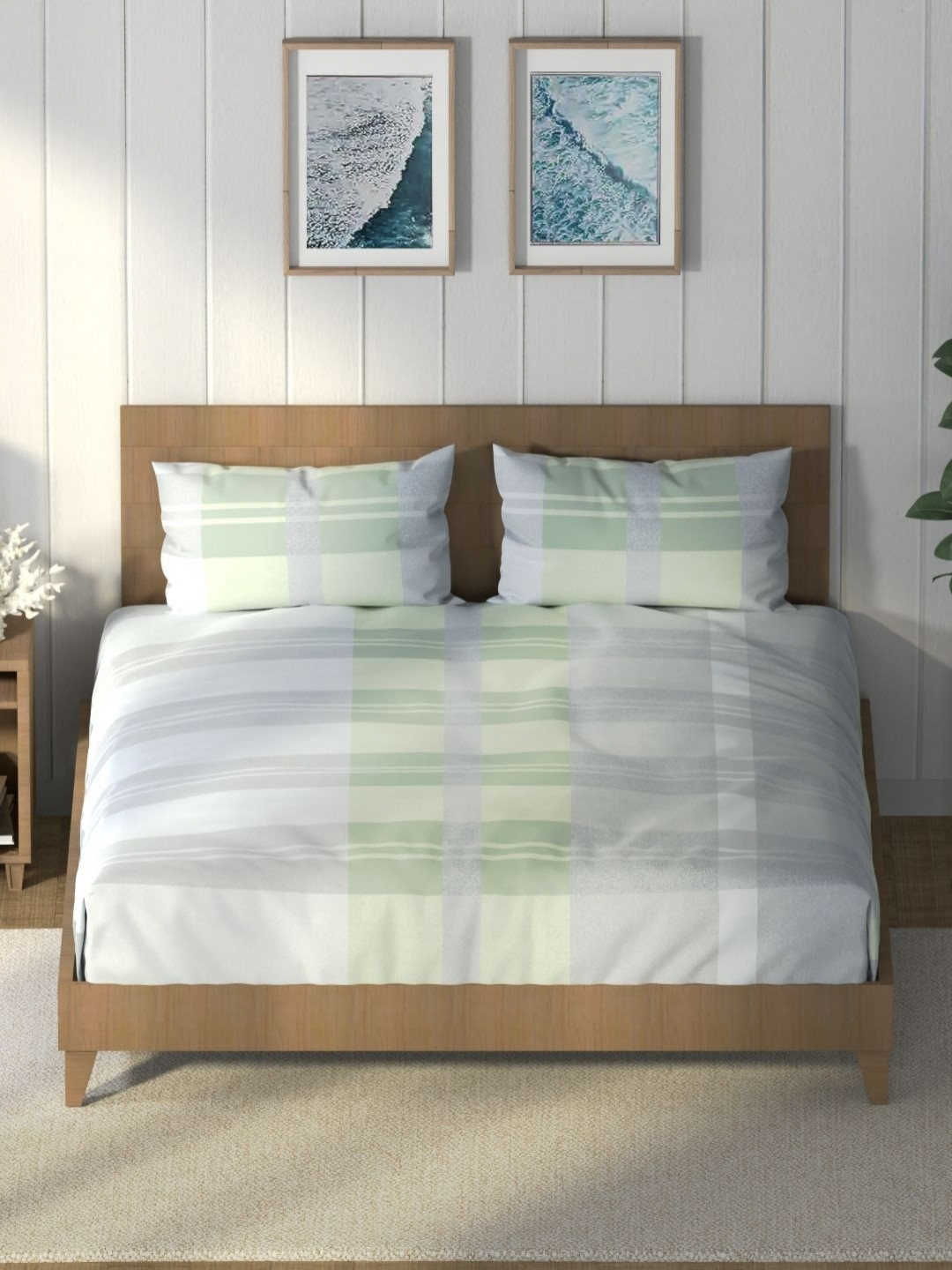 

Nautica Grey & White Printed Pure Cotton 160 TC King Bedsheet with 2 Pillow Covers