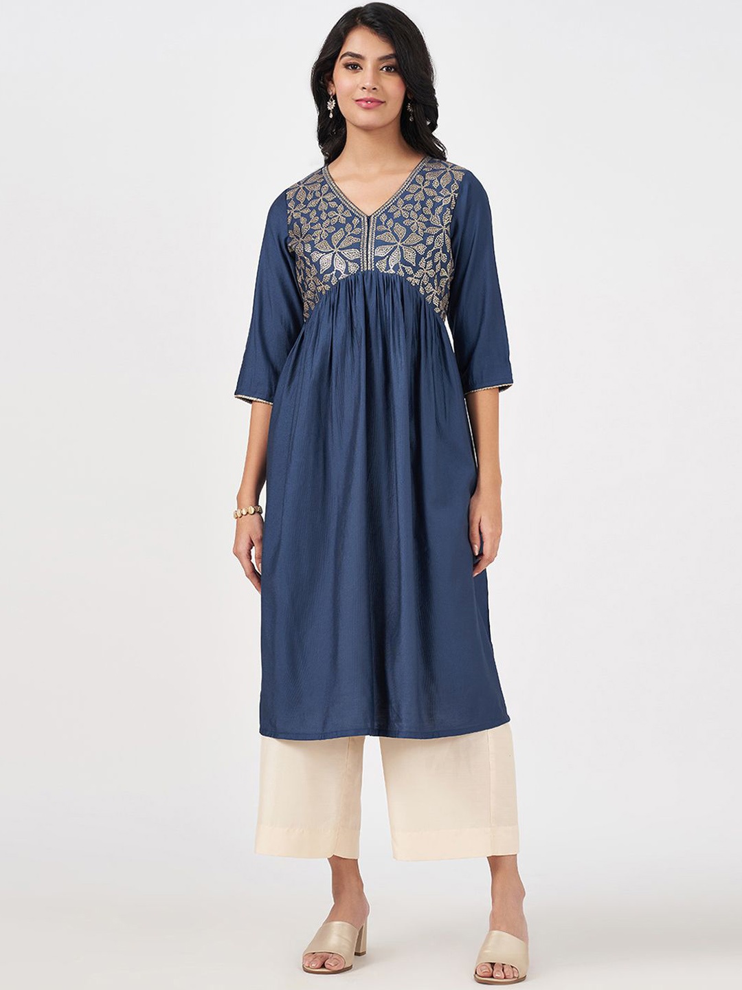 

RANGMANCH BY PANTALOONS Women Ethnic Motifs Embroidered Thread Work Anarkali Kurta, Blue