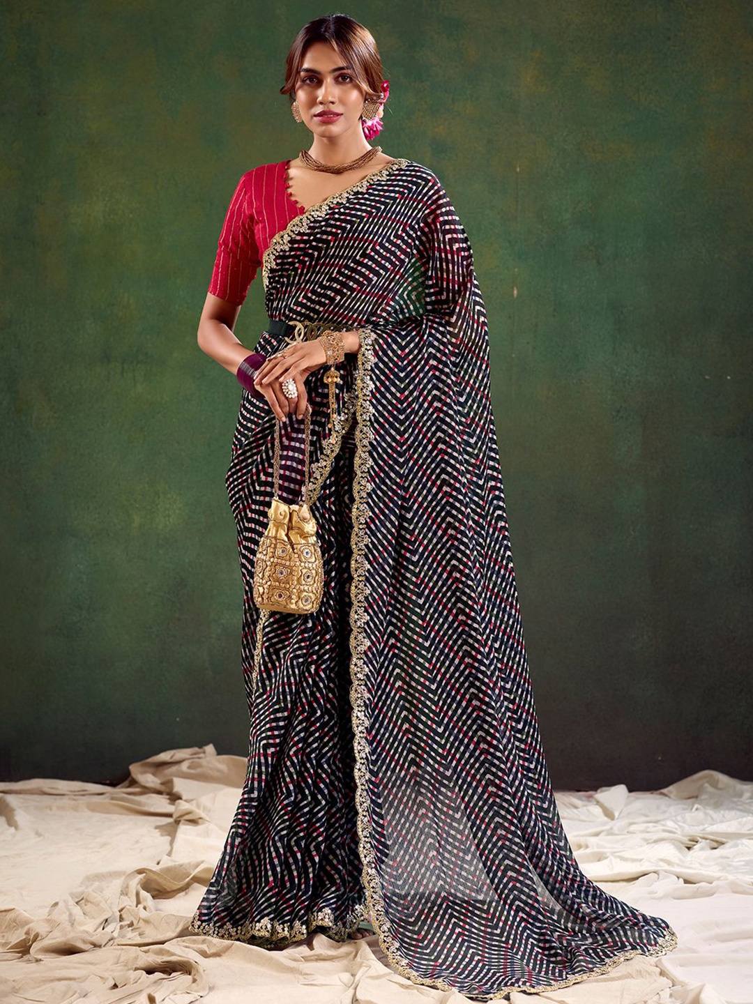 

Panzora Leheriya Embroidered Saree, Black