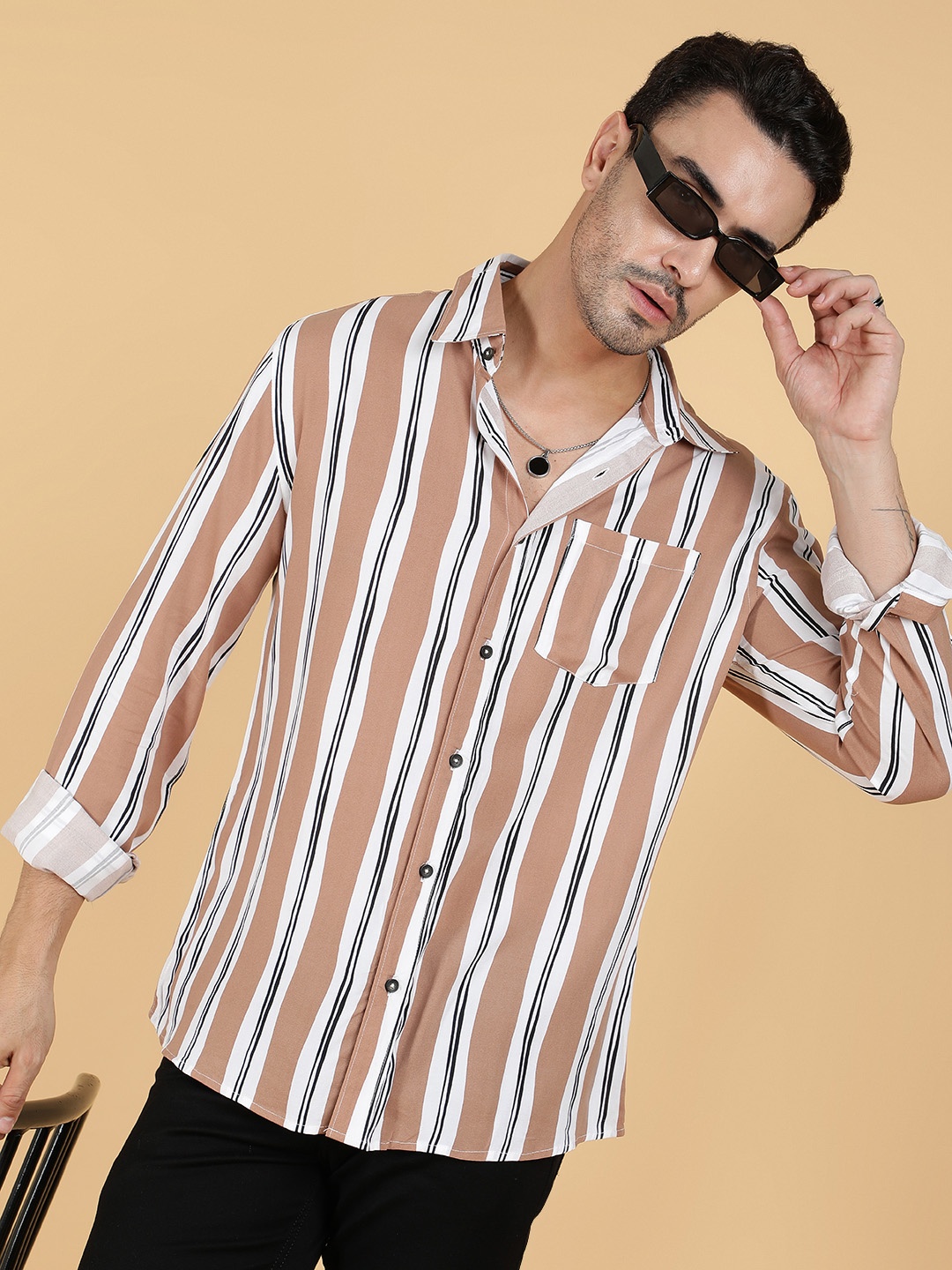 

Kotty Men Relaxed Spread Collar Graphic Printed Cotton Casual Shirt, Beige