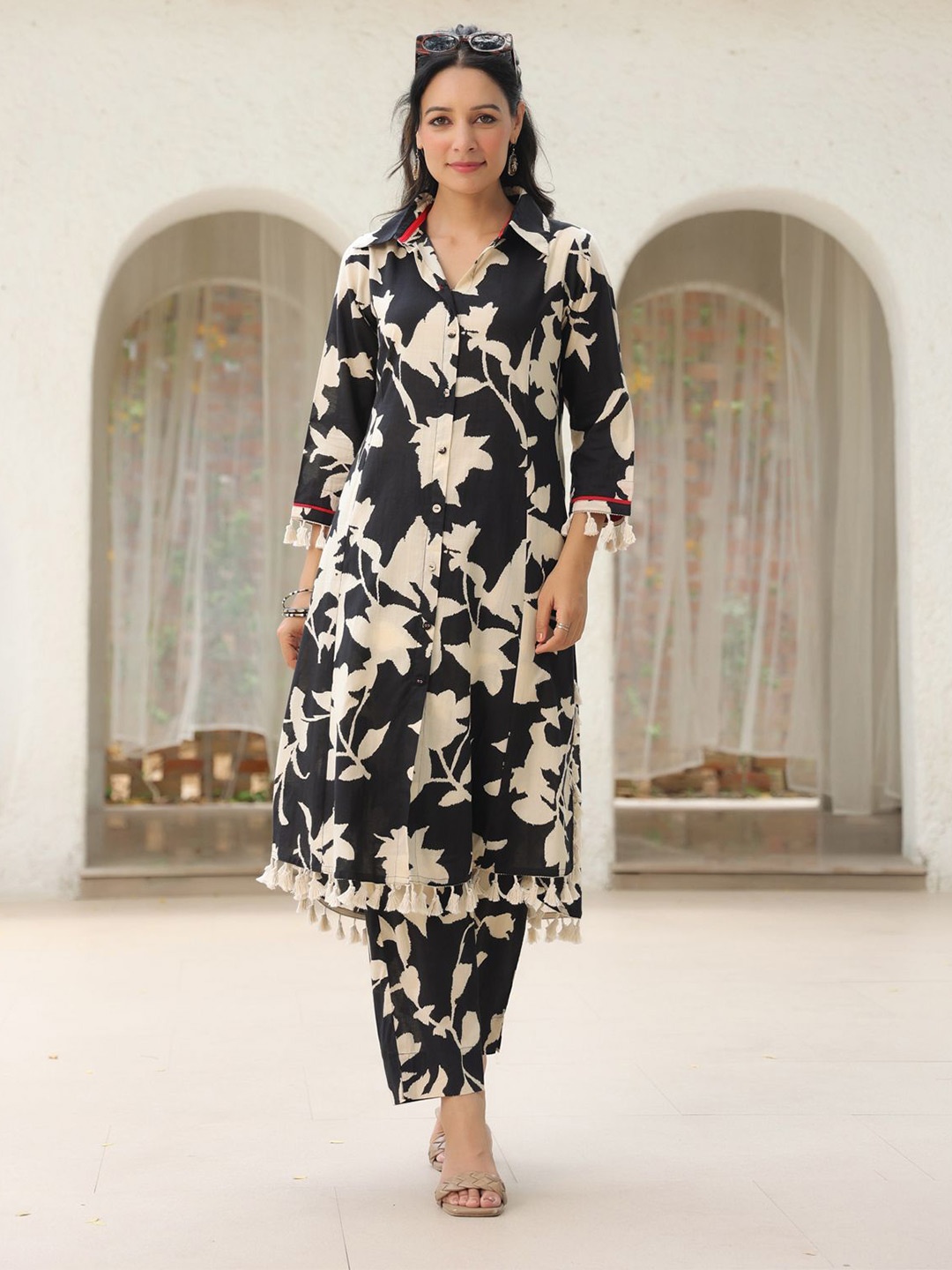 

Rain & Rainbow Floral Printed Shirt Collar Pure Cotton Tunic With Trousers, Black