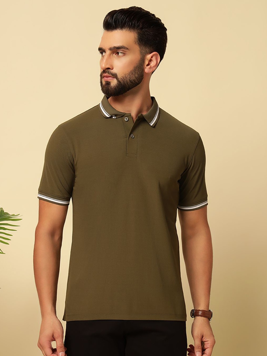 

MUWIN Men Solid Polo Collar Cotton T-shirt, Brown