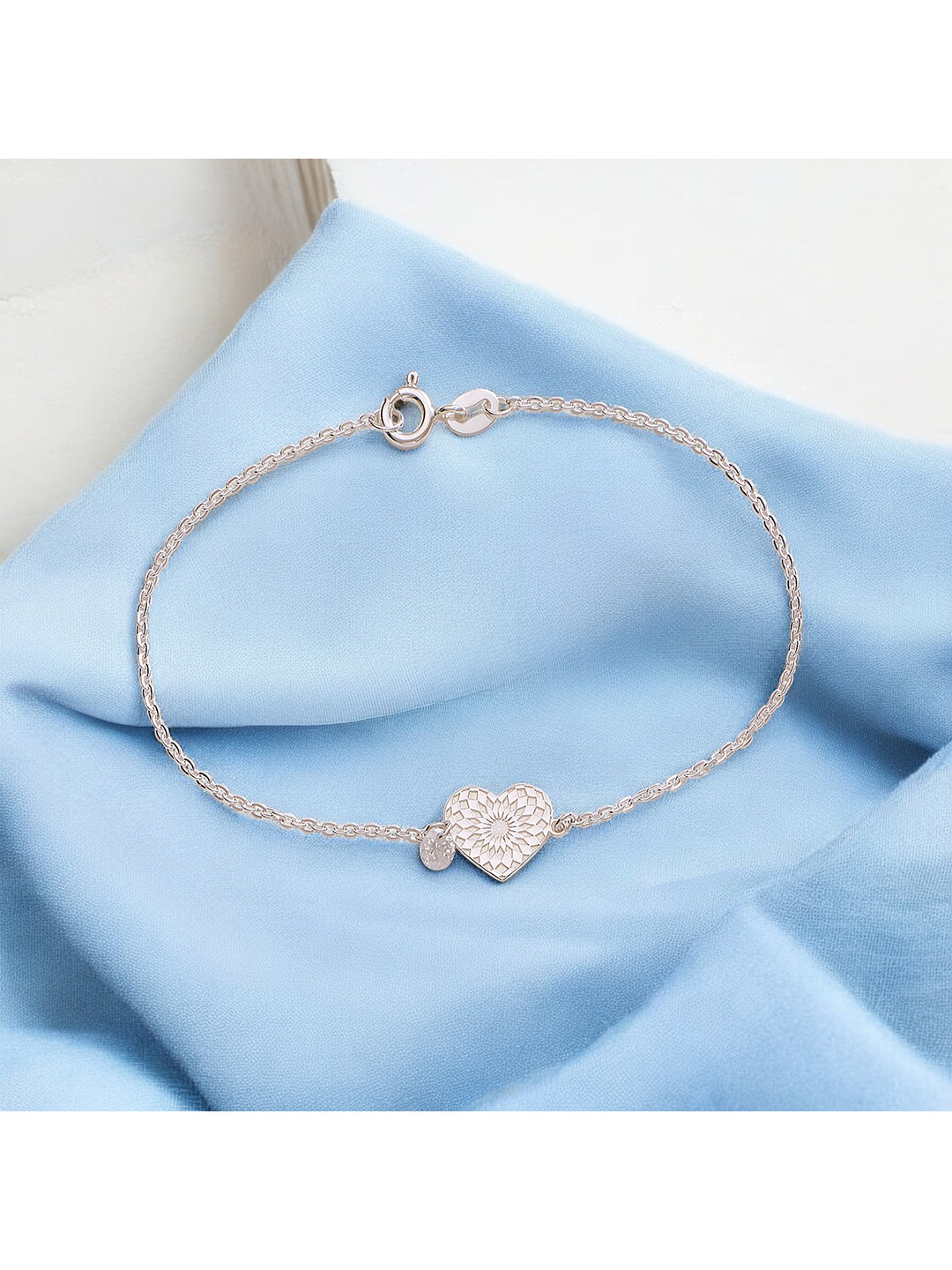 

Taraash 925 Sterling Silver Link Bracelet