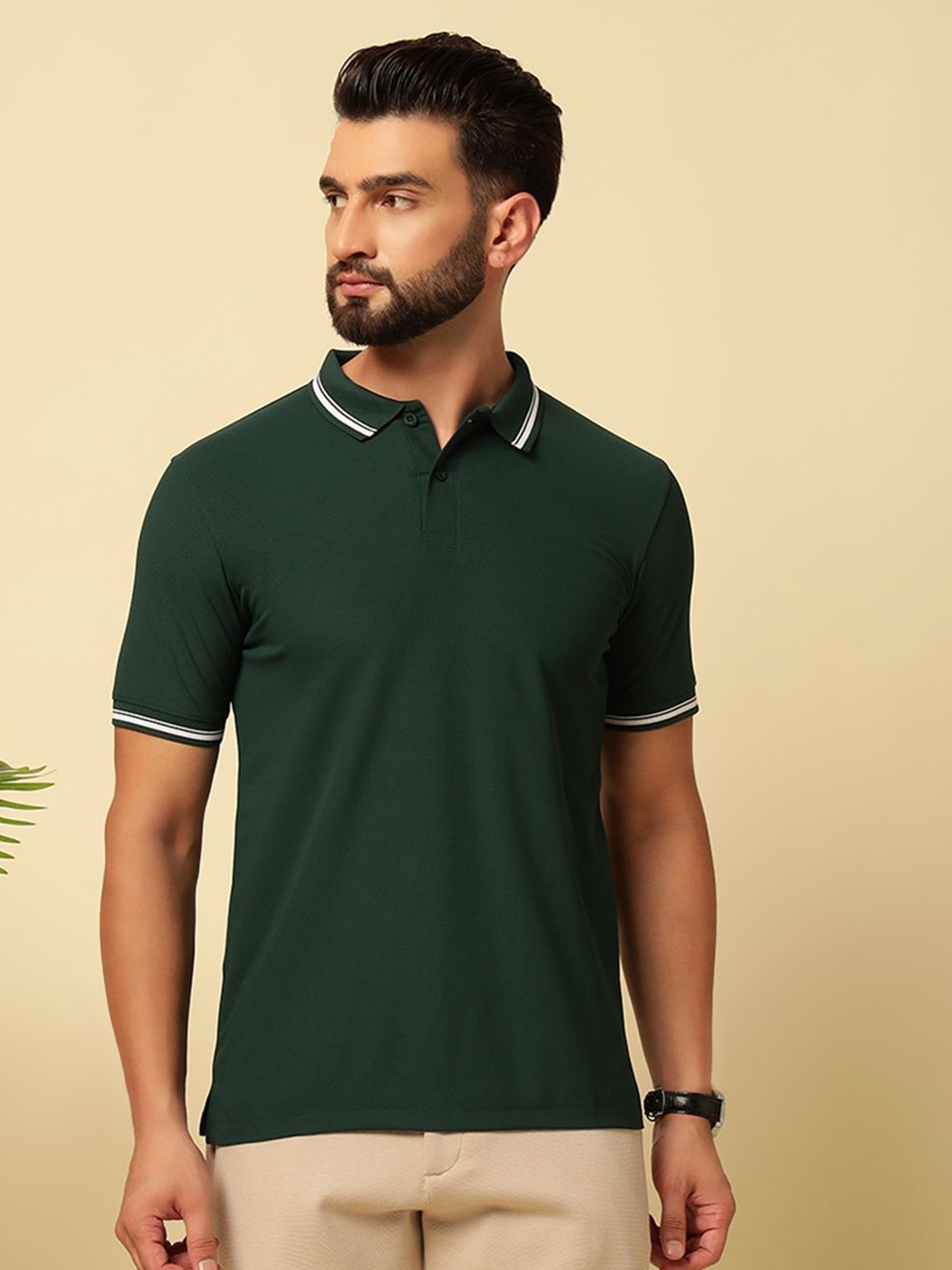 

MUWIN Men Solid Polo Collar Cotton T-shirt, Green