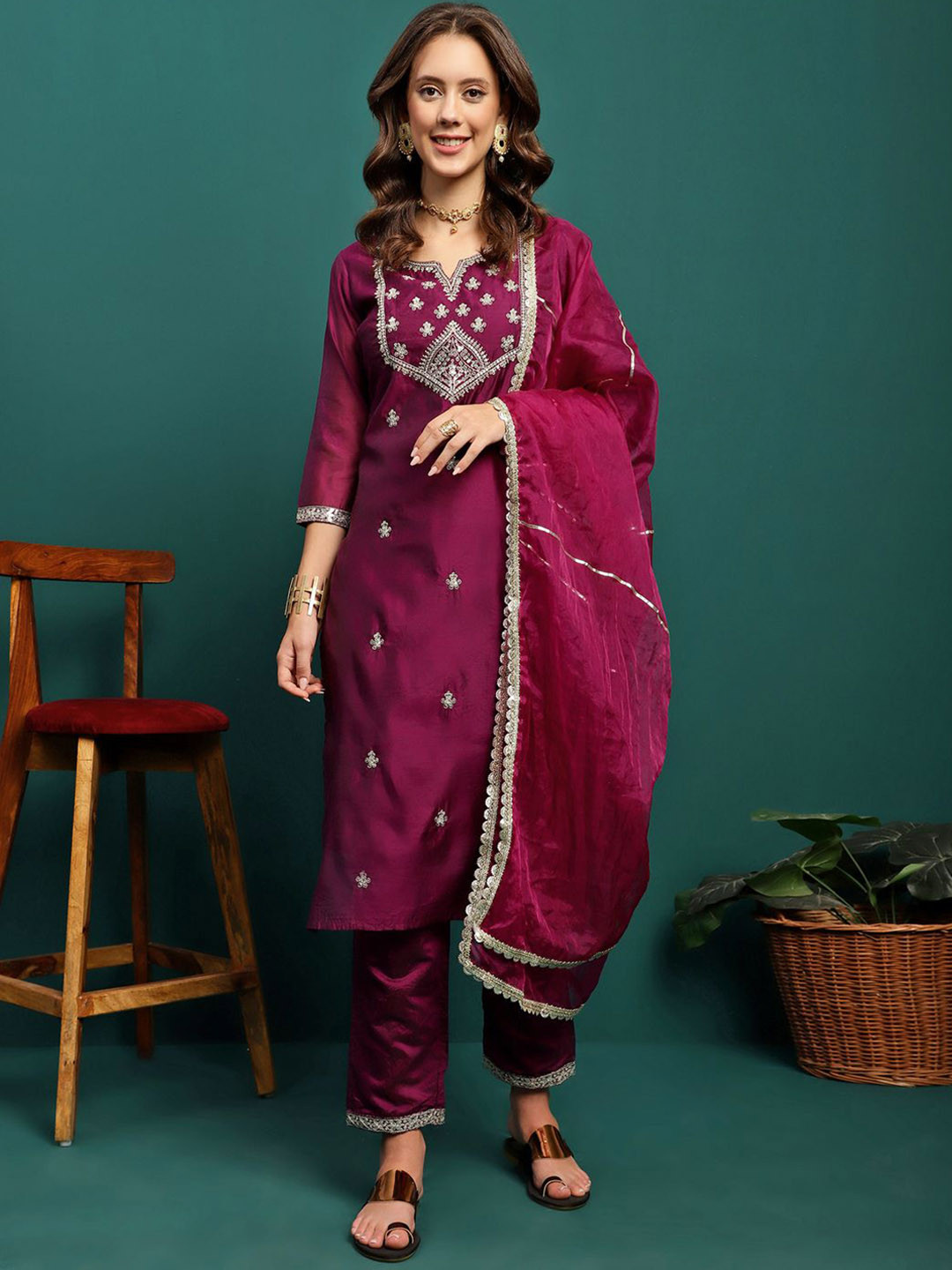 

BANDIA Women Floral Embroidered Regular Kurta with Trousers & With Dupatta, Purple
