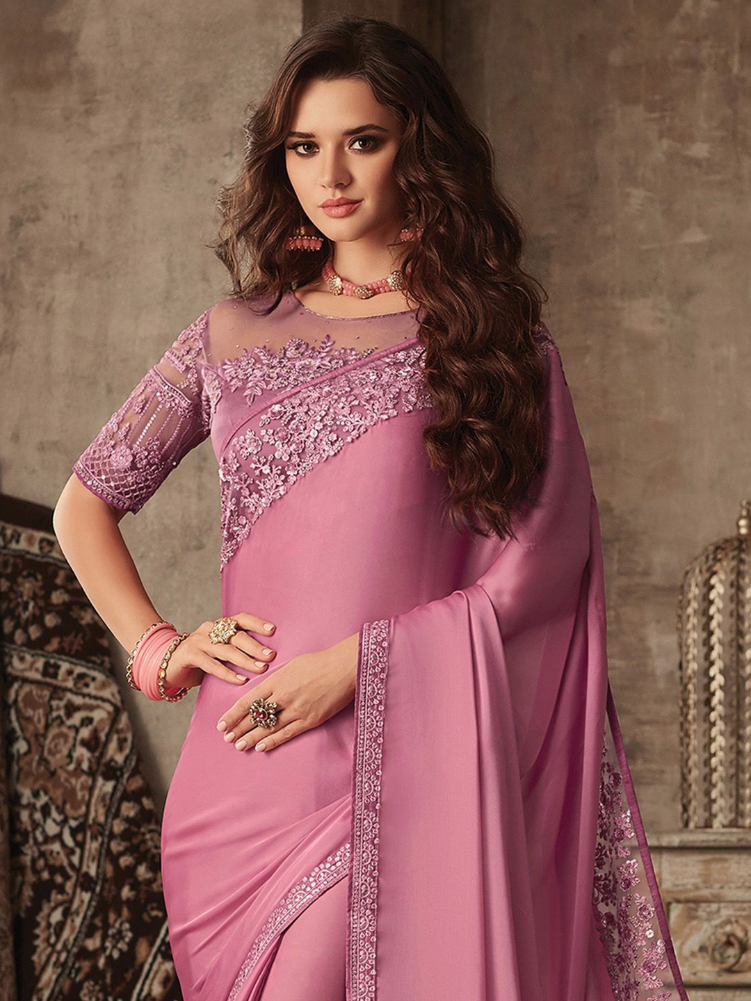 

Mitera Solid Embellished Sequined Party Wear Satin Saree, Mauve
