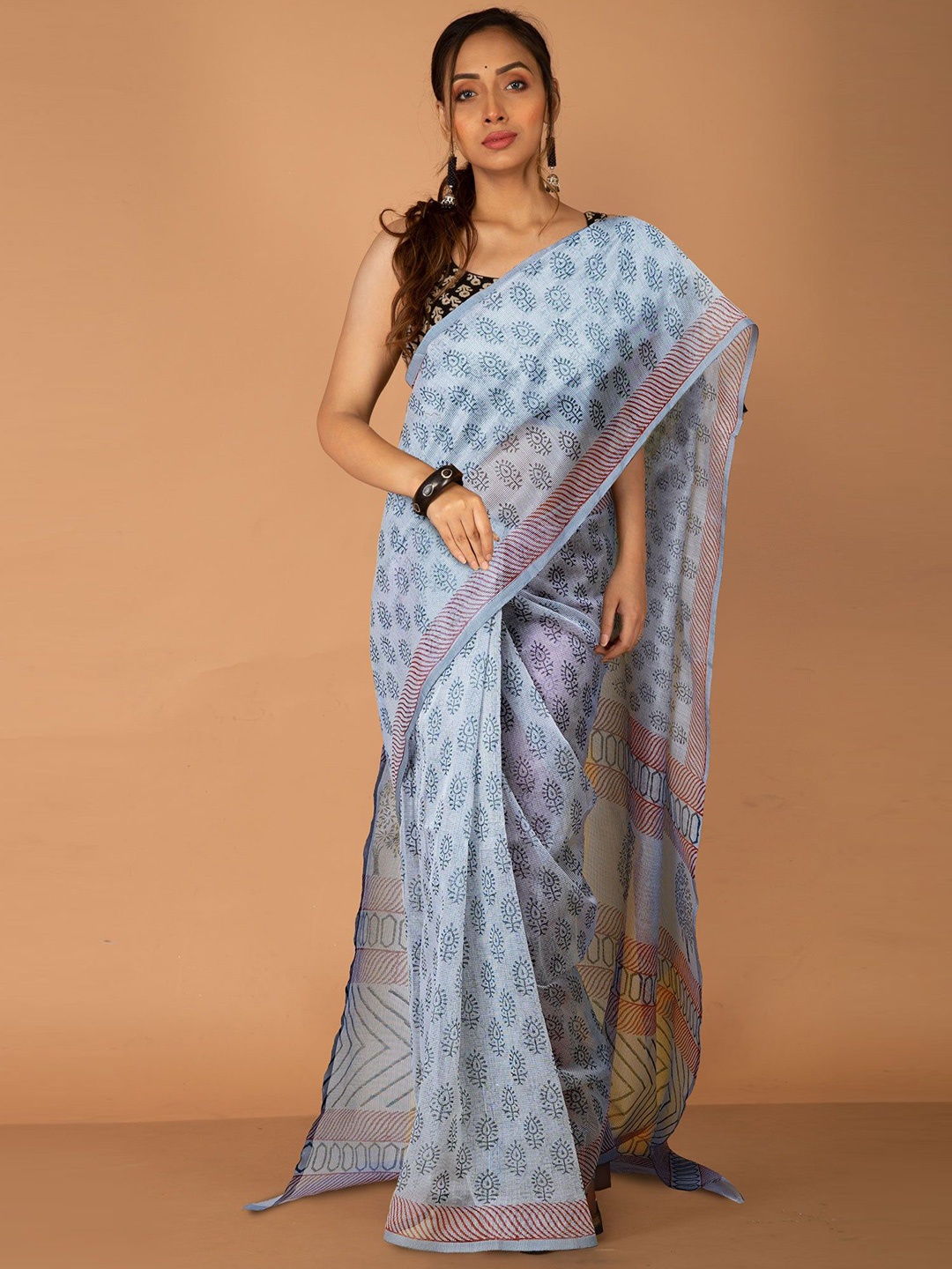 

Unnati Silks Floral Supernet Handloom Block Print Saree, Grey