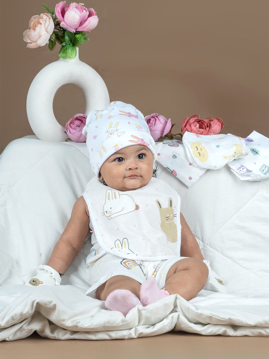 

Baby Moo Infant Girls 13 -Pcs Printed Baby Apparel Gift Set, White