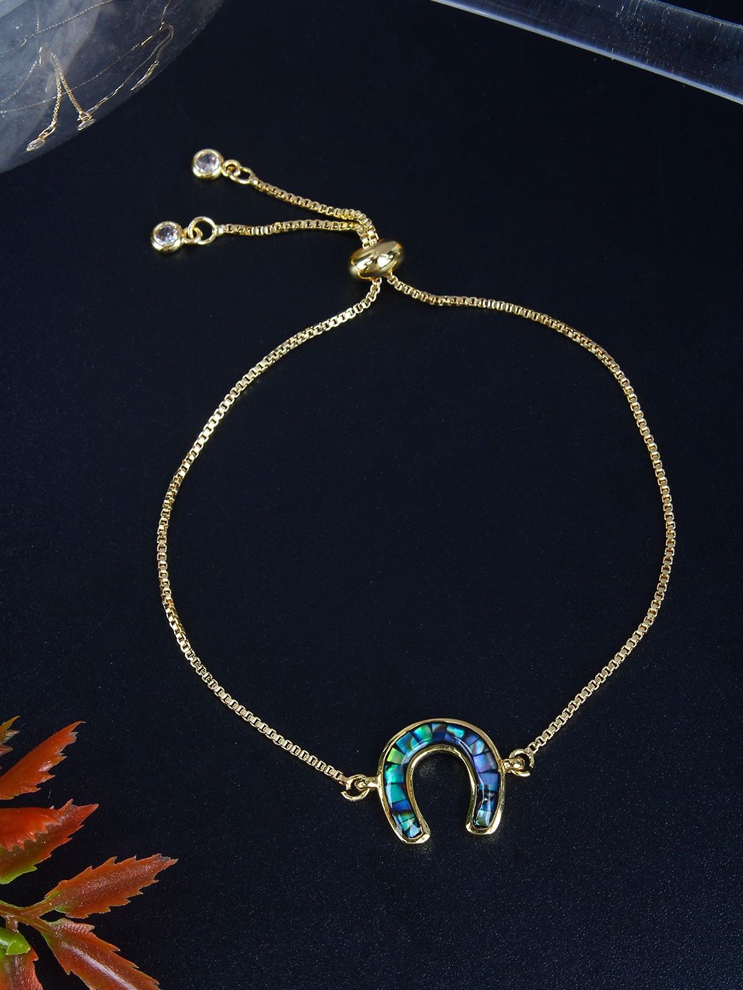 

KPOP Gold-Plated Stone Studded Charm Bracelet